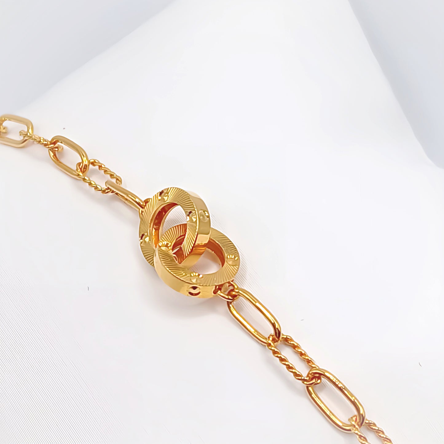 22K / 916 Gold - Inspire Chieti Swastika Bracelet - 4.36 gm