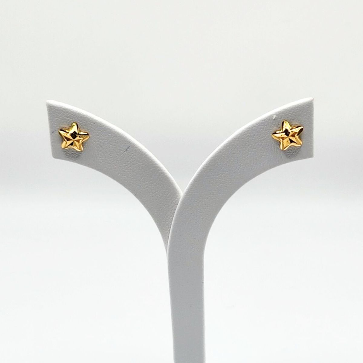 22K / 916 Gold - Ivry Full Star Earring - 1.02 gm