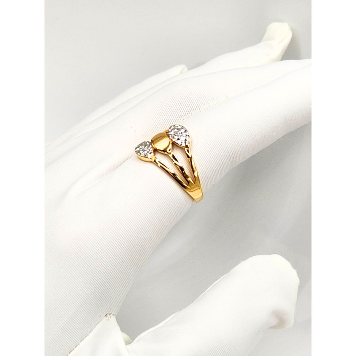 22K / 916 Gold - Inspire Bianca Ring - 2.87 gm