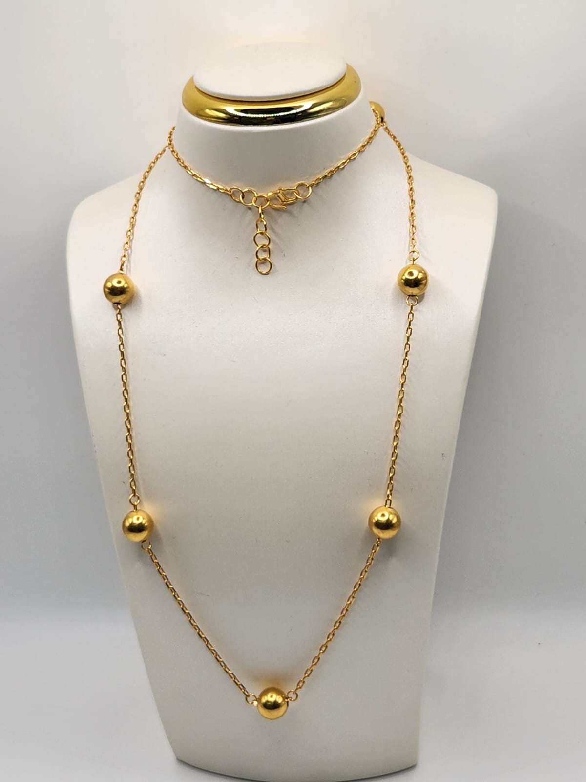 22K / 916 Gold - Ivry Chelsea Modest Ball Necklace - 15.40 gm