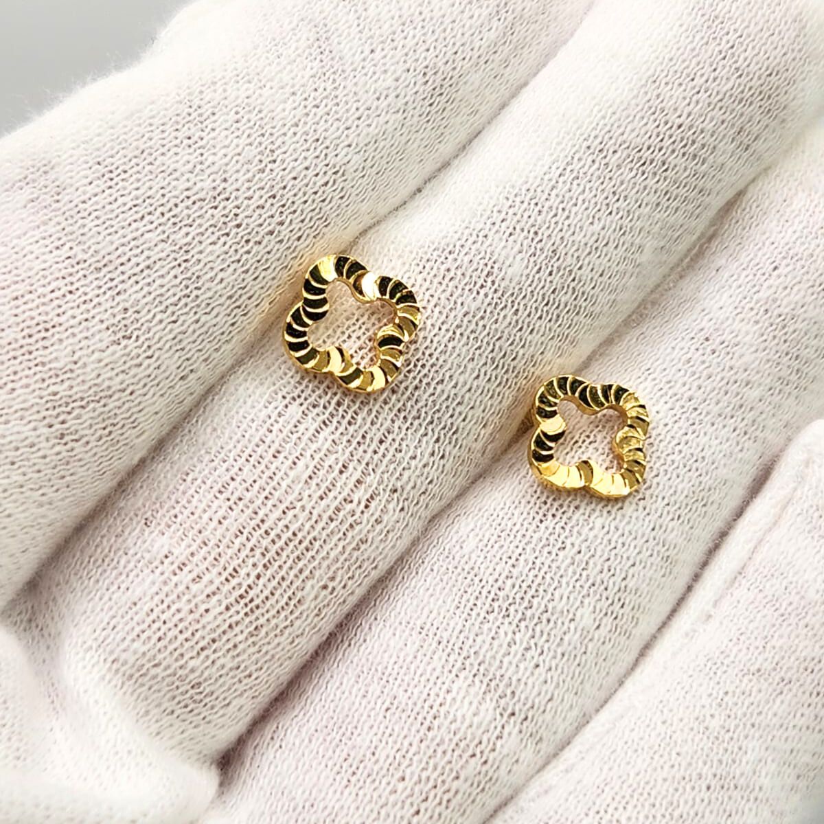 22K / 916 Gold - Inspire Chieti Estelle Earring - 1.78 gm
