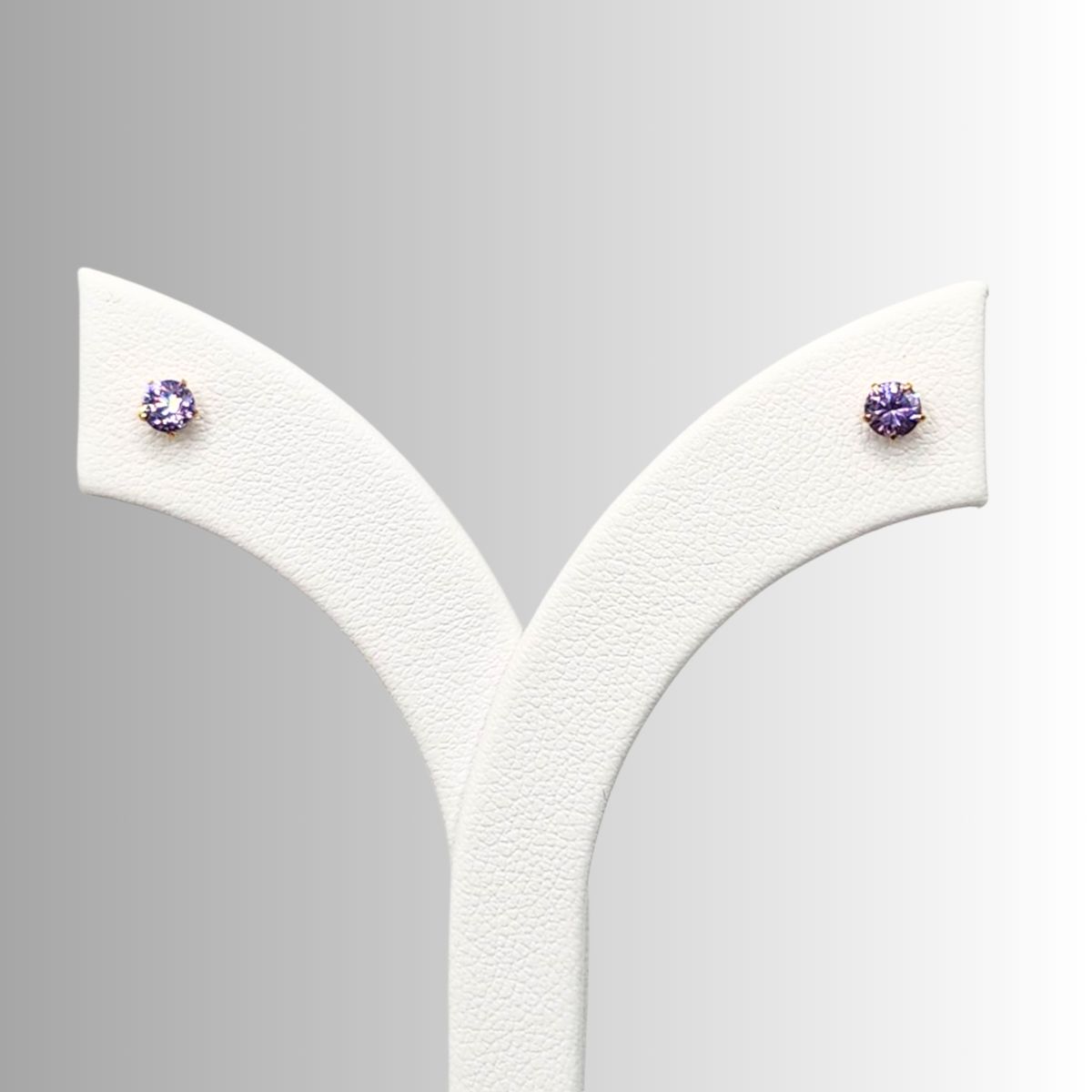 22K / 916 Gold - Ivry Estelle Stone Earring - 0.95 gm