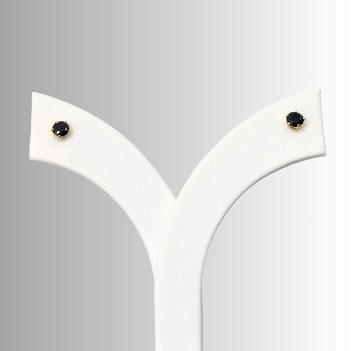 22K / 916 Gold - Ivry Estelle Stone Earring - 1.25 gm
