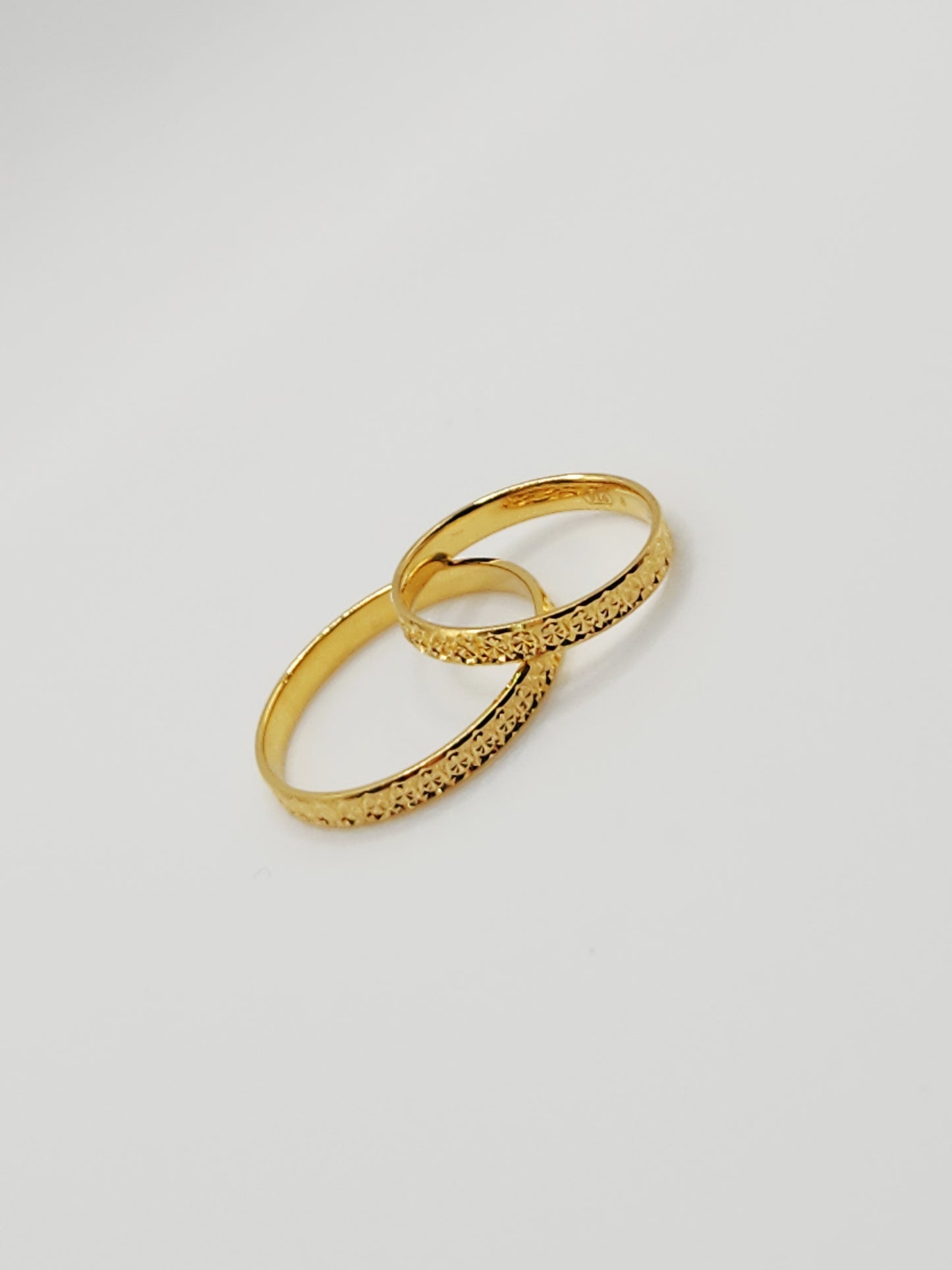 22K / 916 Gold - Inspire Ivry Luna Ring - 1.64 gm