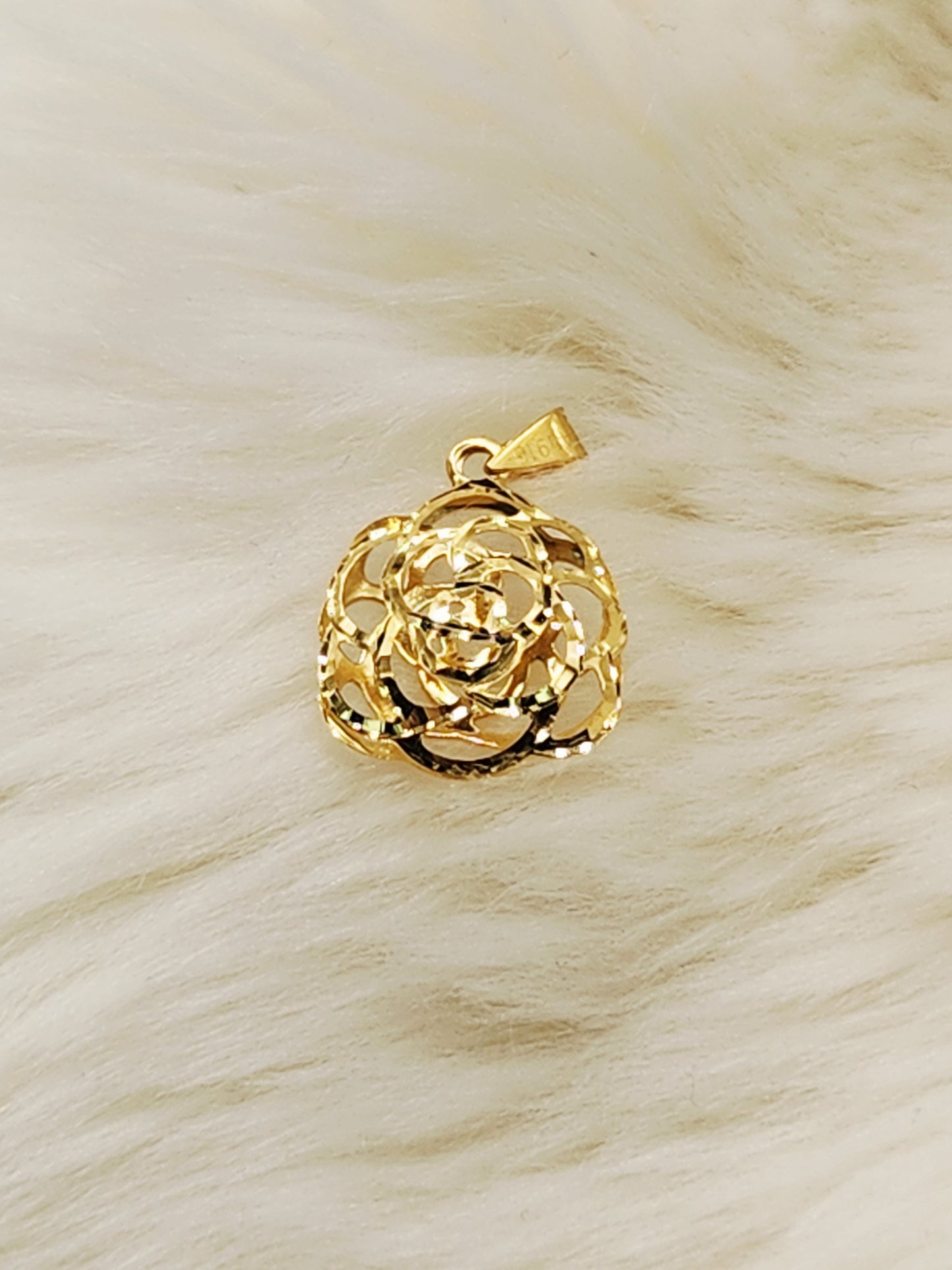 22K / 916 Gold - Inspire Ivry Scarlett Pendant - 0.44 gm