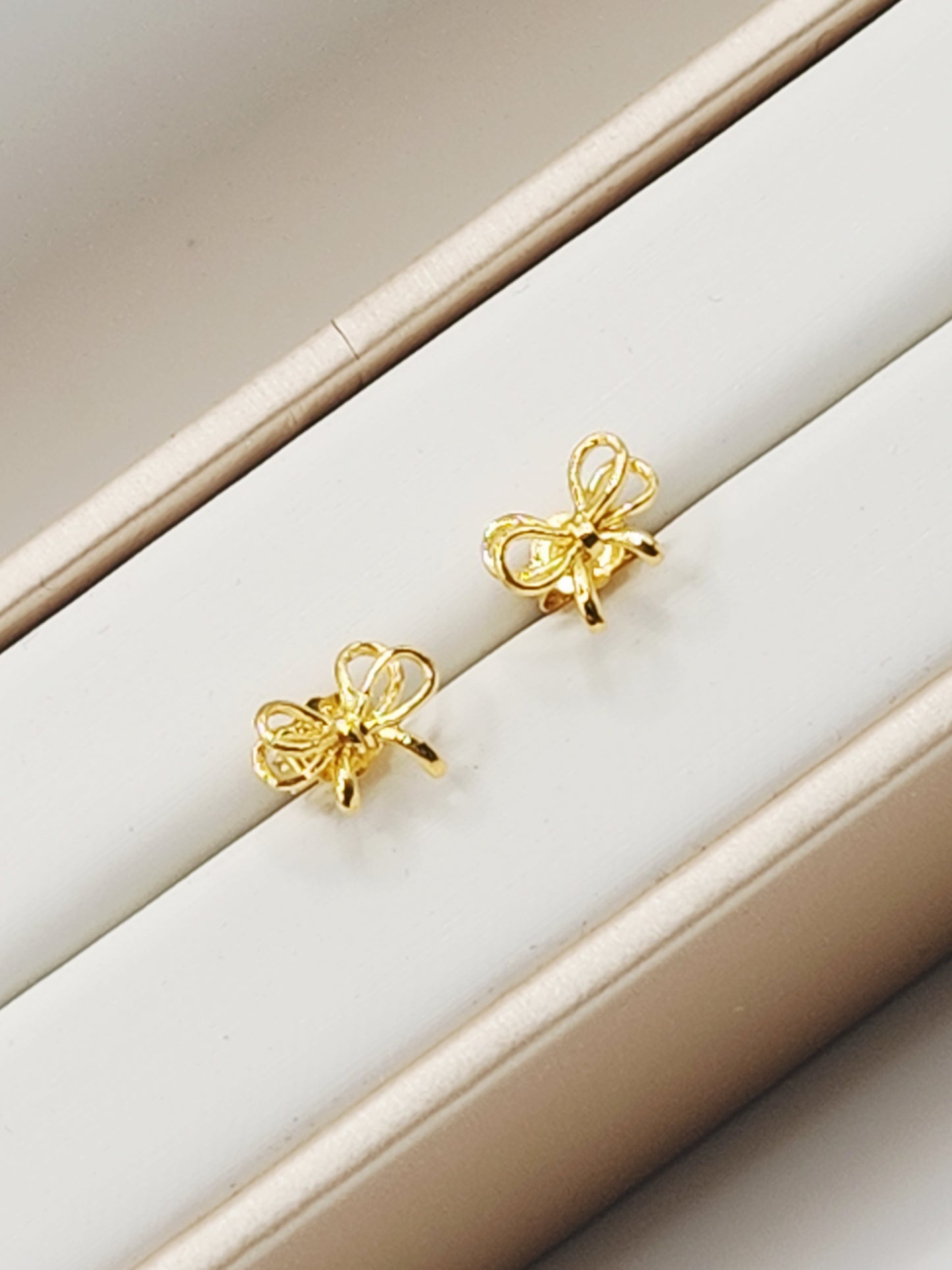 22K / 916 Gold - Inspire Ivry Hazel Earring - 1.95 gm