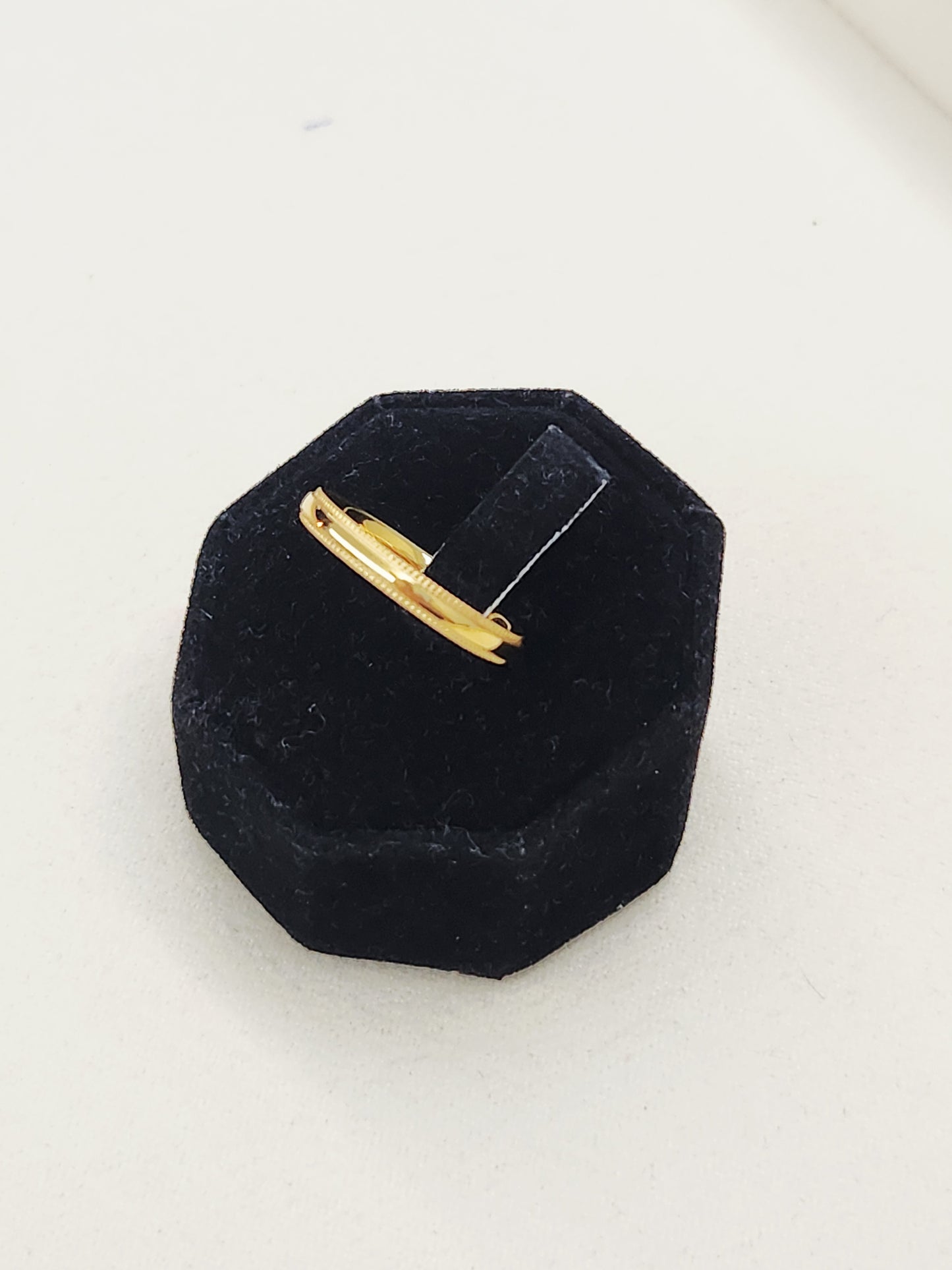 22K / 916 Gold - Inspire Ivry Iris Ring - 3.05 gm