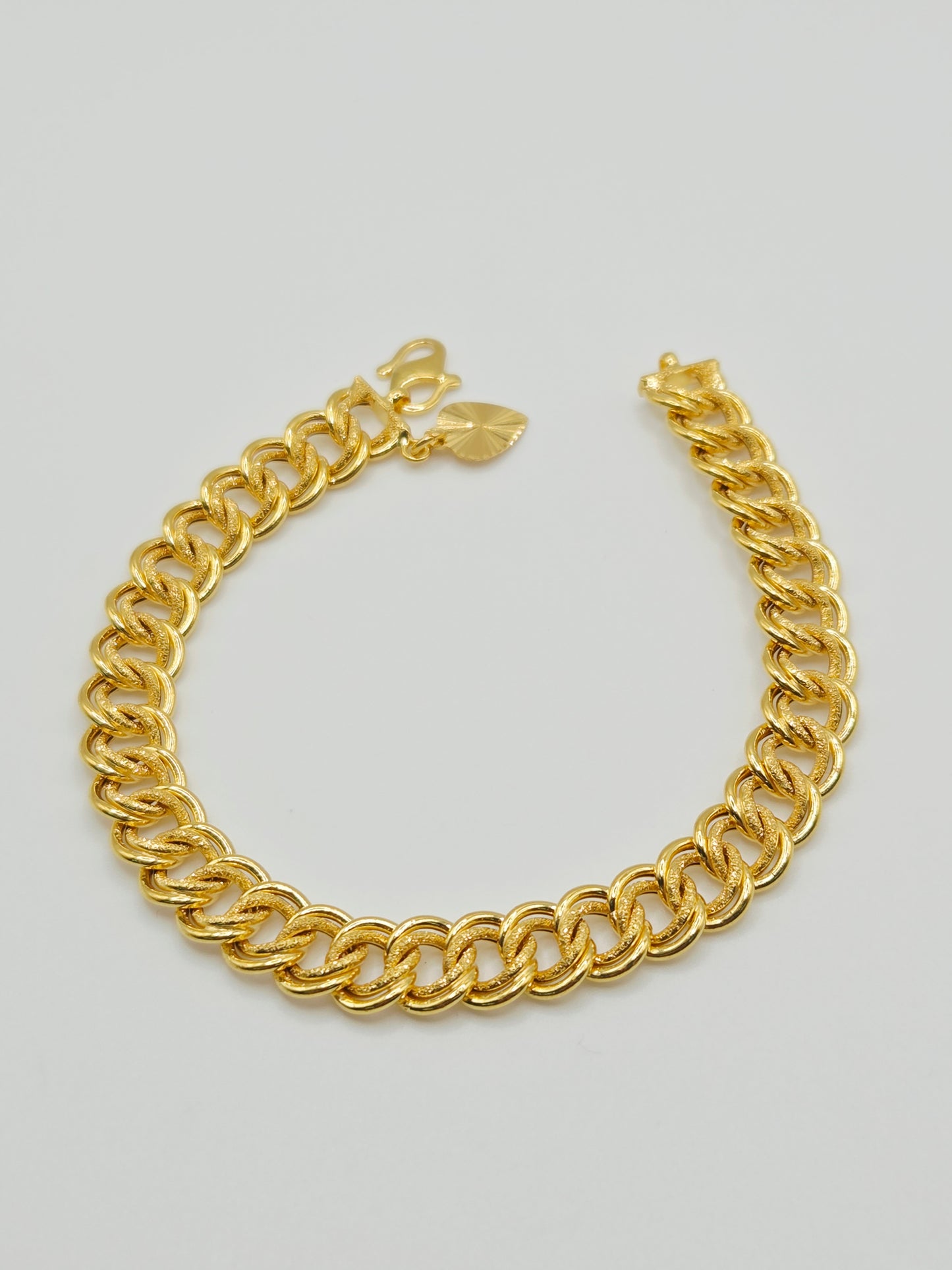 22K / 916 Gold - Inspire Ivry Remy Bracelet - 5.30 gm