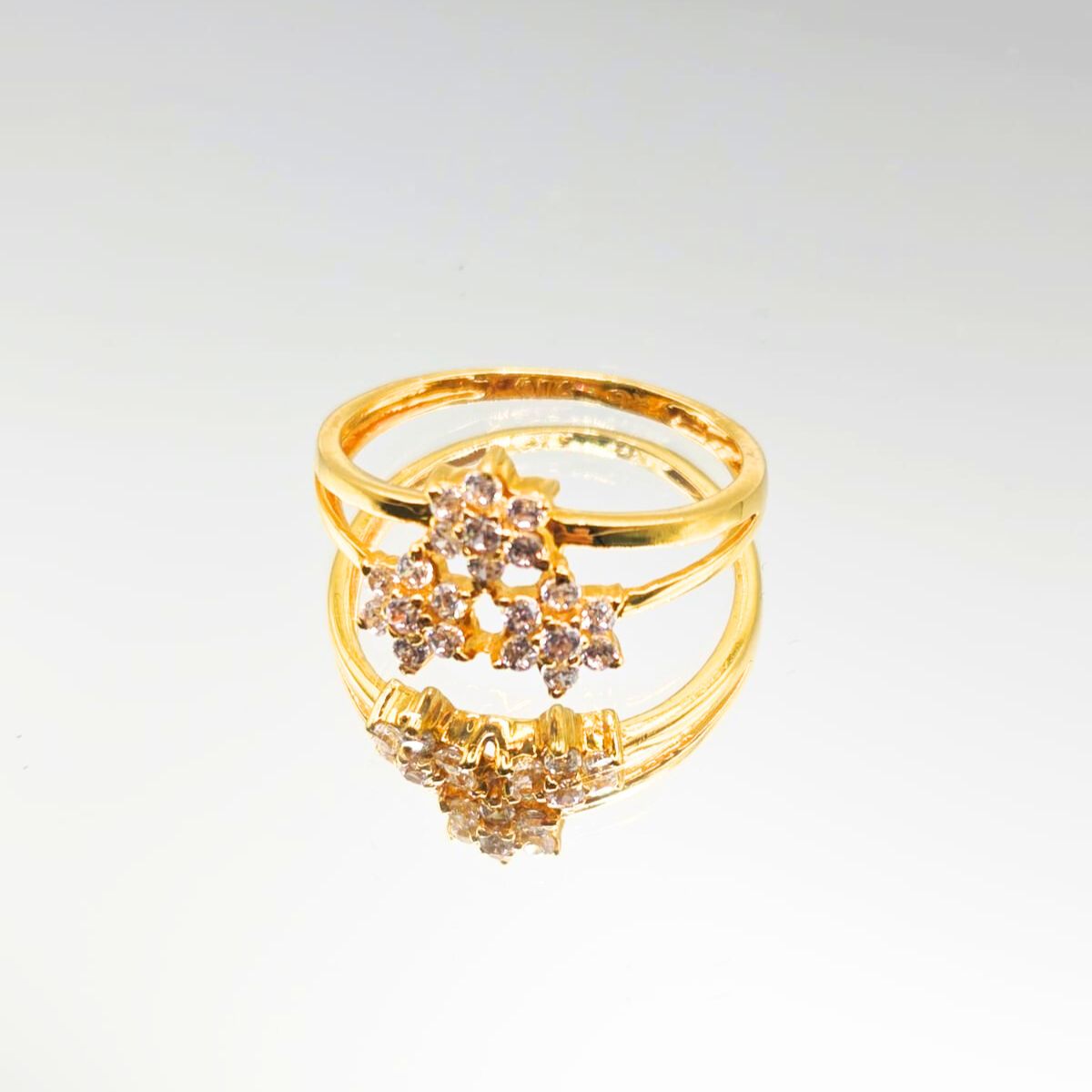 22K / 916 Gold - Chieti Grace Ring - 2.12 gm