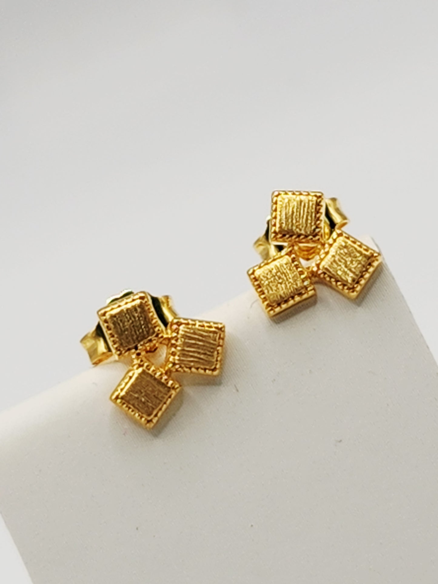 22K / 916 Gold - Inspire Chieti Luna Earring - 1.93 gm