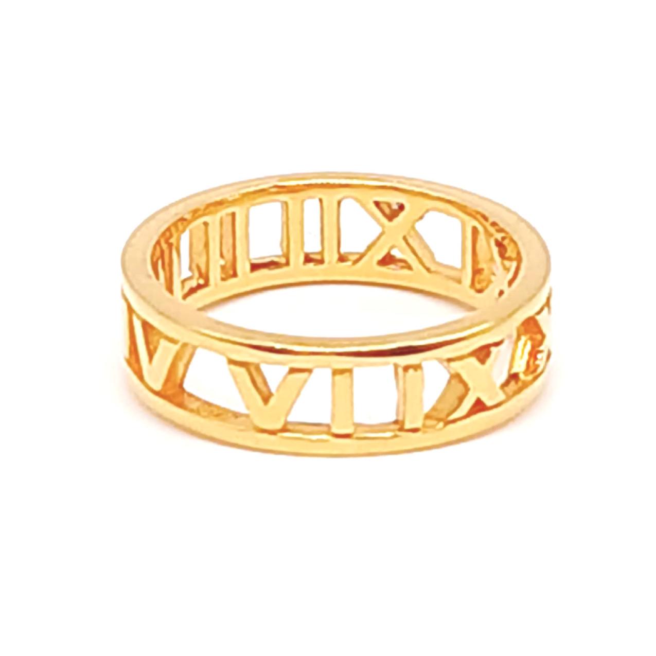 22K / 916 Gold - Modest Roman Numerals Ring - 2.26 gm
