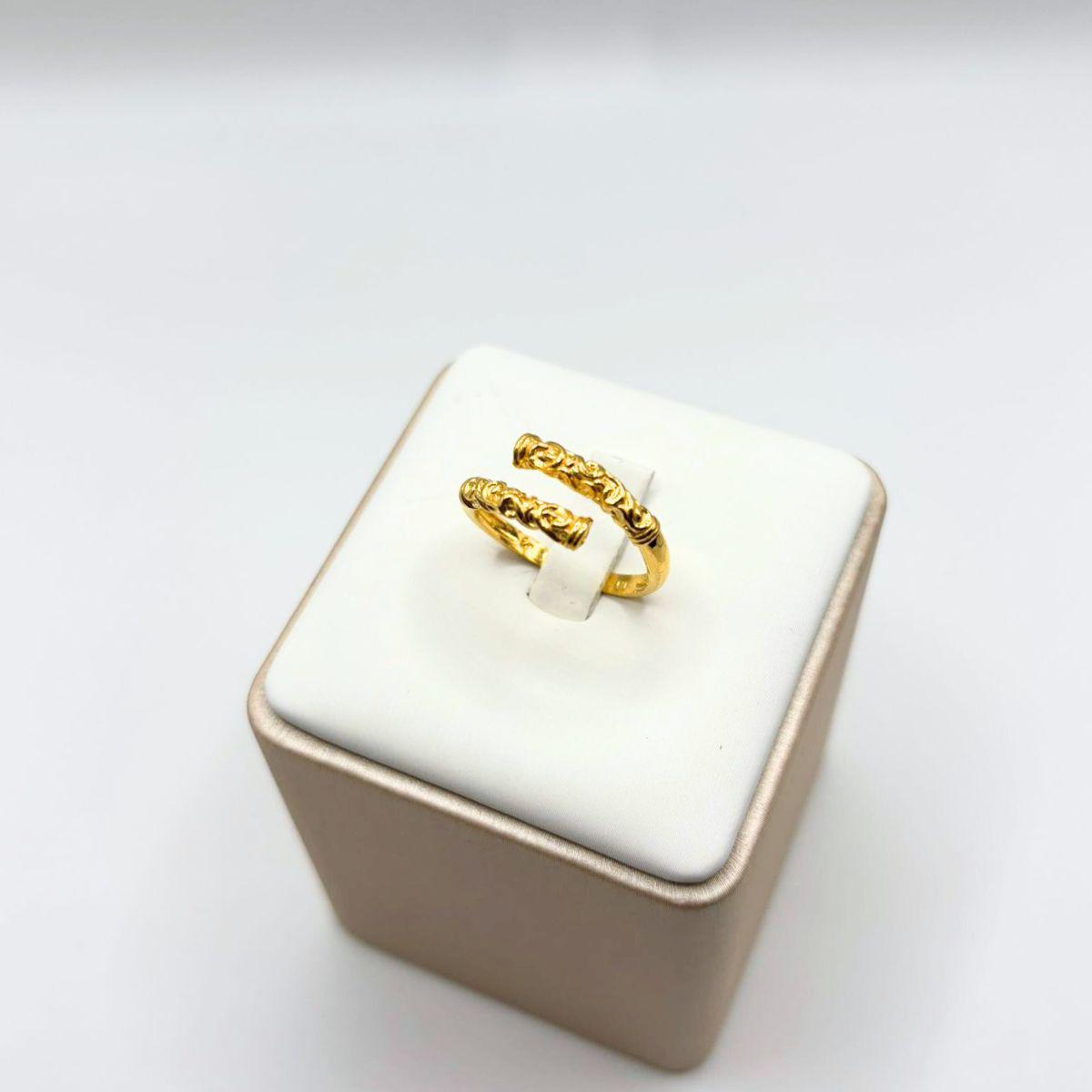 22K / 916 Gold - Ivry Frances Ring - 3.29 gm