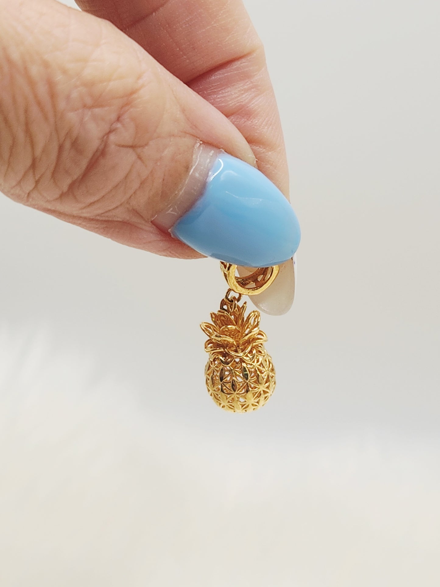22K / 916 Gold - Inspire Ivry Scarlett Pendant - 1.94 gm