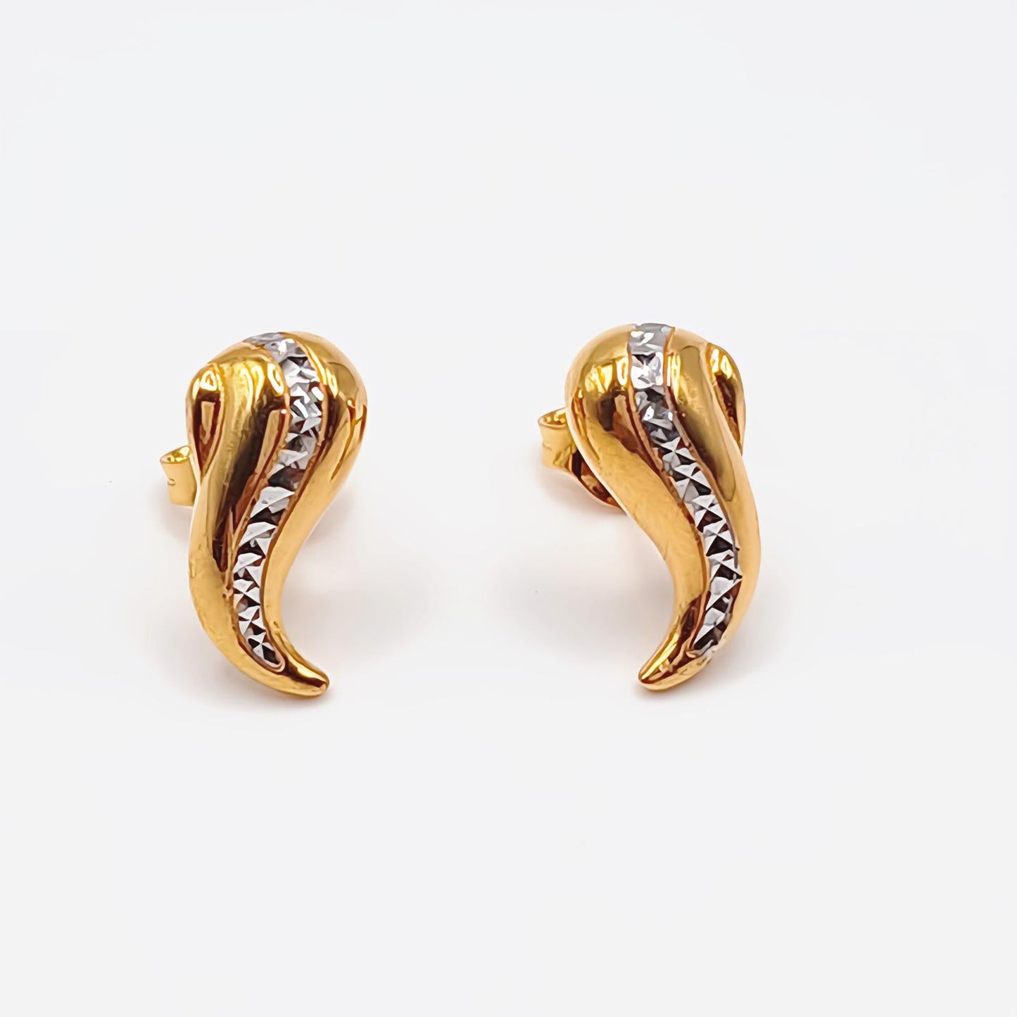 22K / 916 Gold - 2 Tones Wave Ear Studs - 3.53 gm