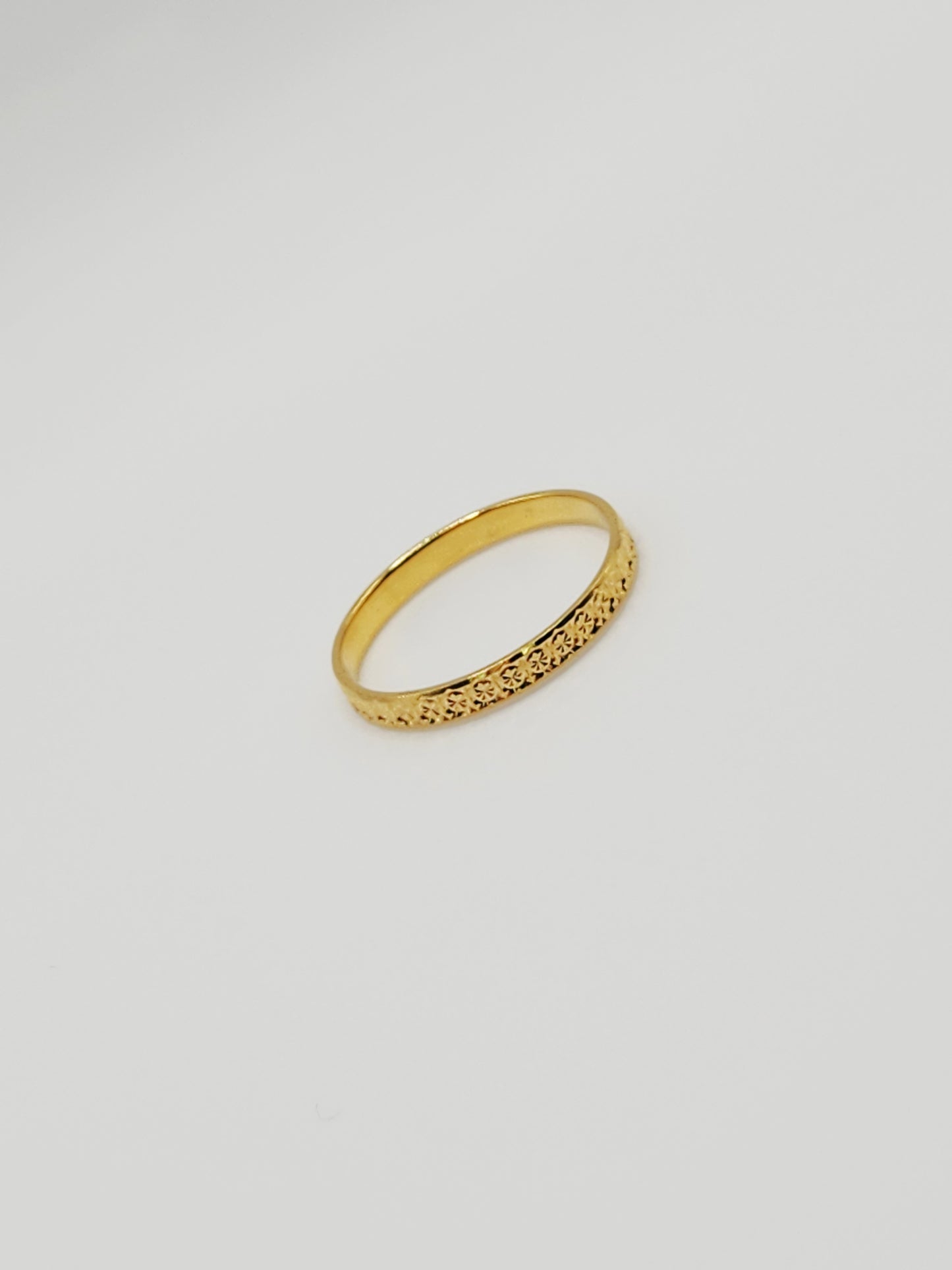 22K / 916 Gold - Inspire Ivry Luna Ring - 1.48 gm