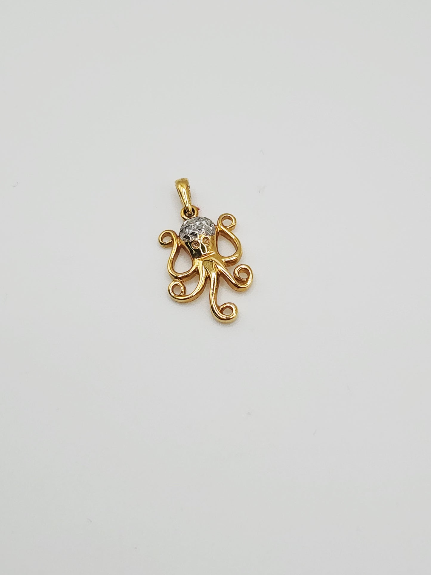 22K / 916 Gold - Inspire Ivry Patricia Pendant - 1.96 gm