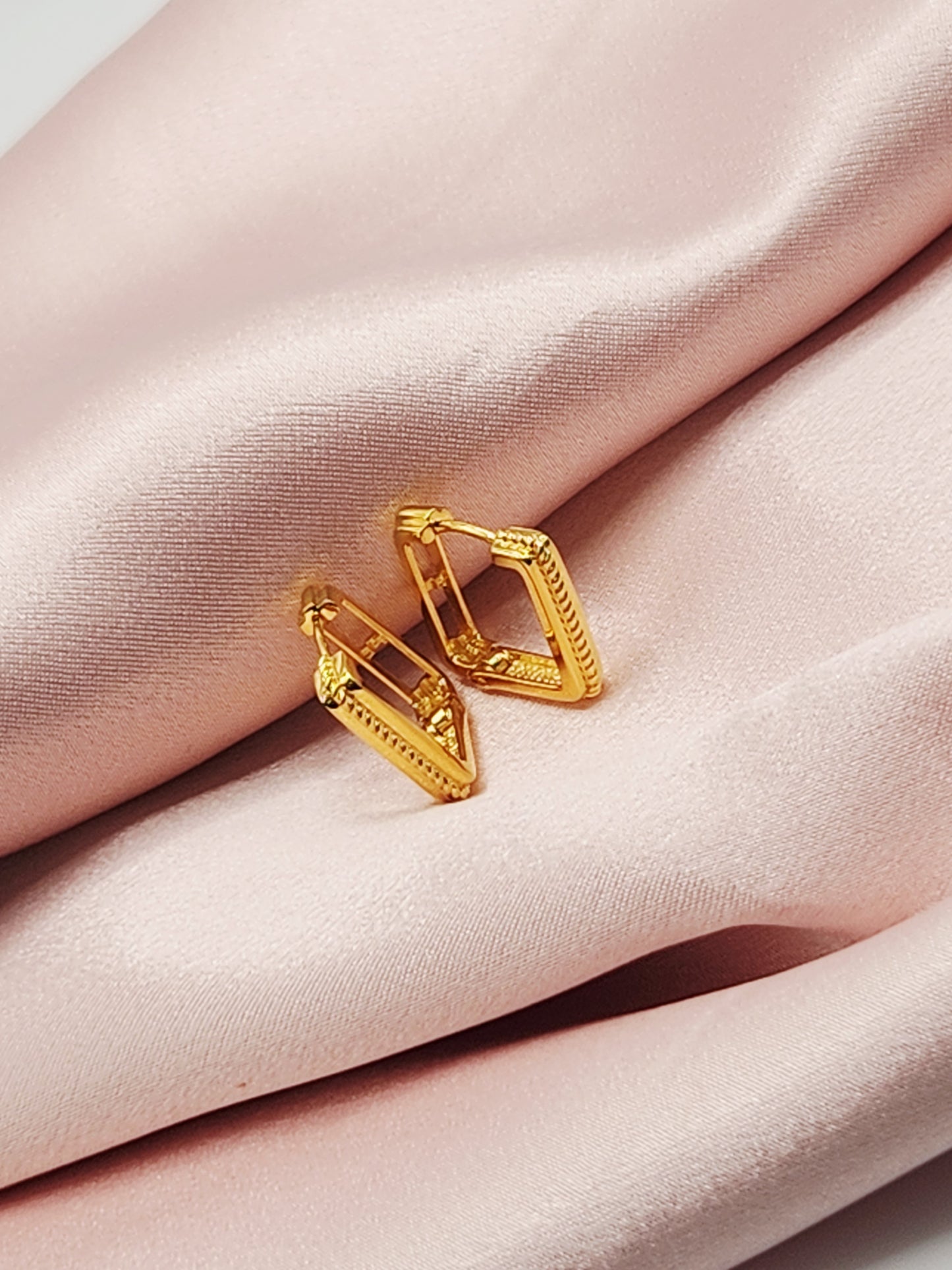22K / 916 Gold - Inspire Chieti Heidi Earring - 3.94 gm