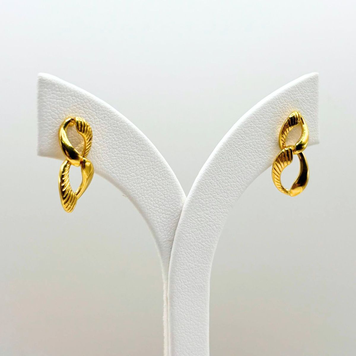 22K / 916 Gold - Inspire Ivry Frances Earring - 2.97 gm