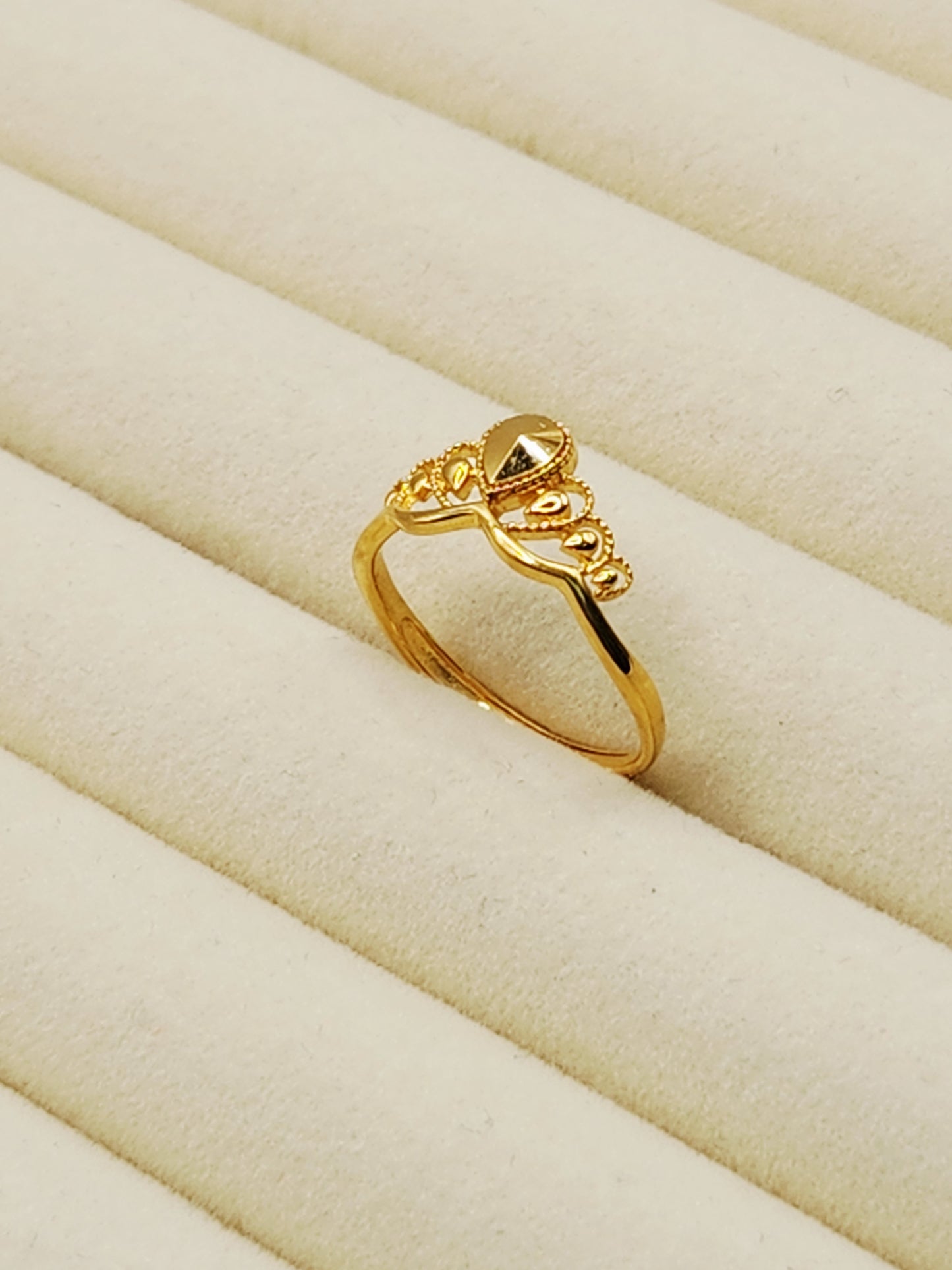 24K / 999 Gold - Inspire Chieti Iris Ring - 3.06 gm