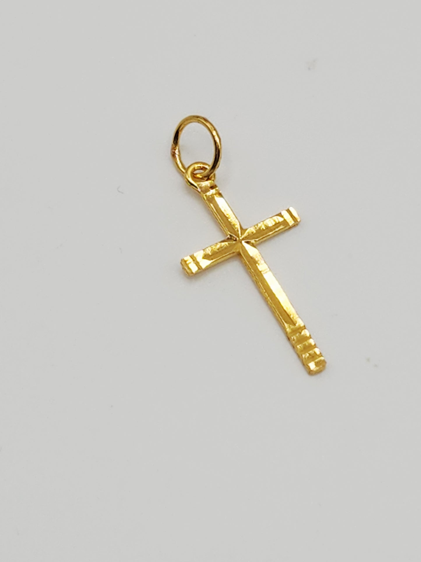 22K / 916 Gold - Inspire Ivry Patricia Cross Pendant - 0.81 gm