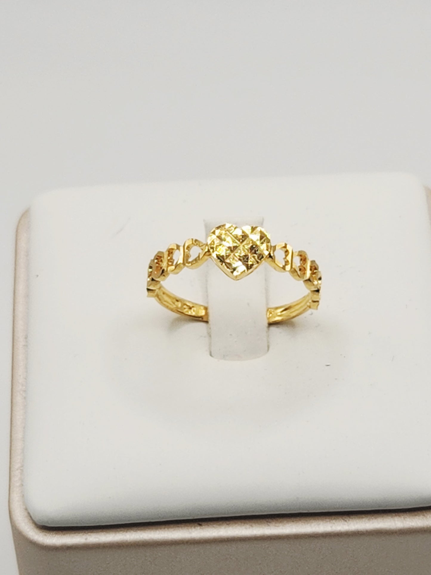 22K / 916 Gold - Inspire Ivry Patricia Ring - 1.57 gm