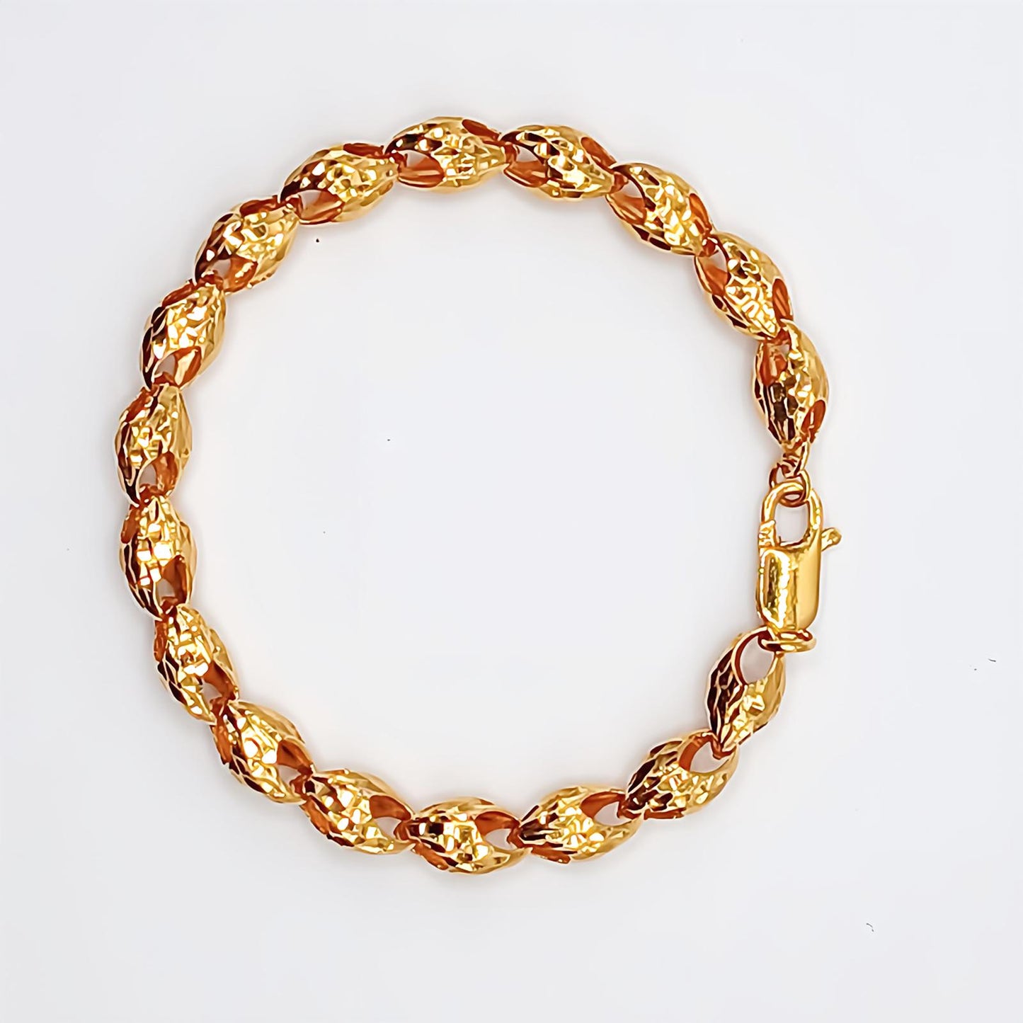 22K / 916 Gold - Combe Interlock Bracelet - 7.80 gm