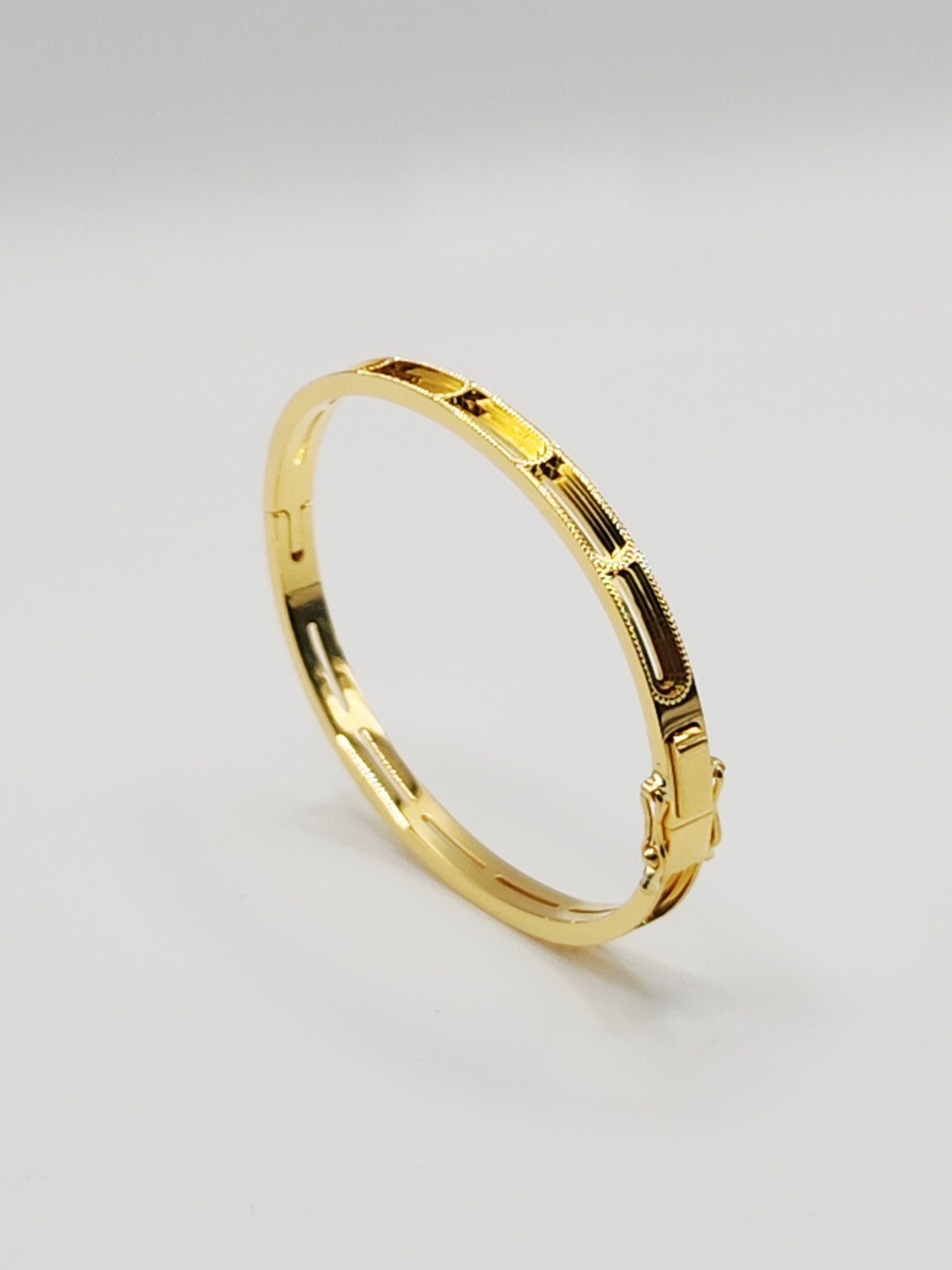 22K / 916 Gold - Inspire Chieti Maria Bracelet - 16.02 gm