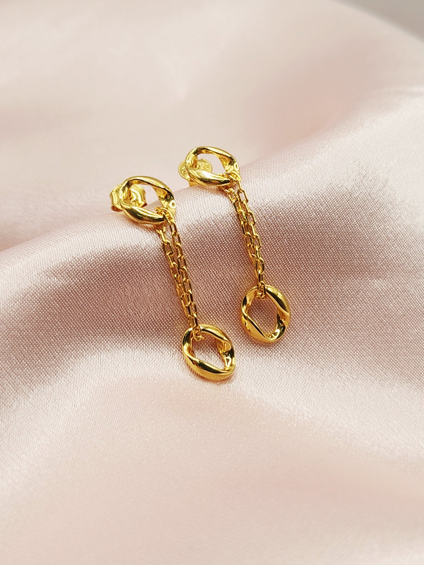 22K / 916 Gold - Inspire Ivry Heidi Earring - 3.62 gm