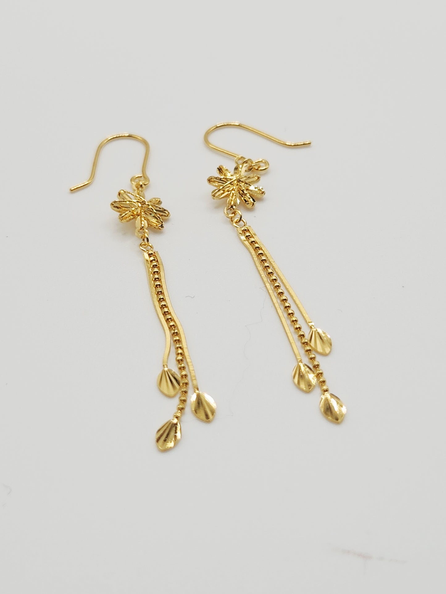 22K / 916 Gold - Inspire Ivry Luna Earring - 2.14 gm