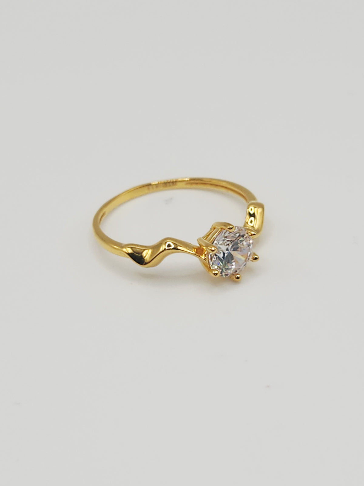22K / 916 Gold - Ivry Ukiyo Stone Ring - 1.80 gm