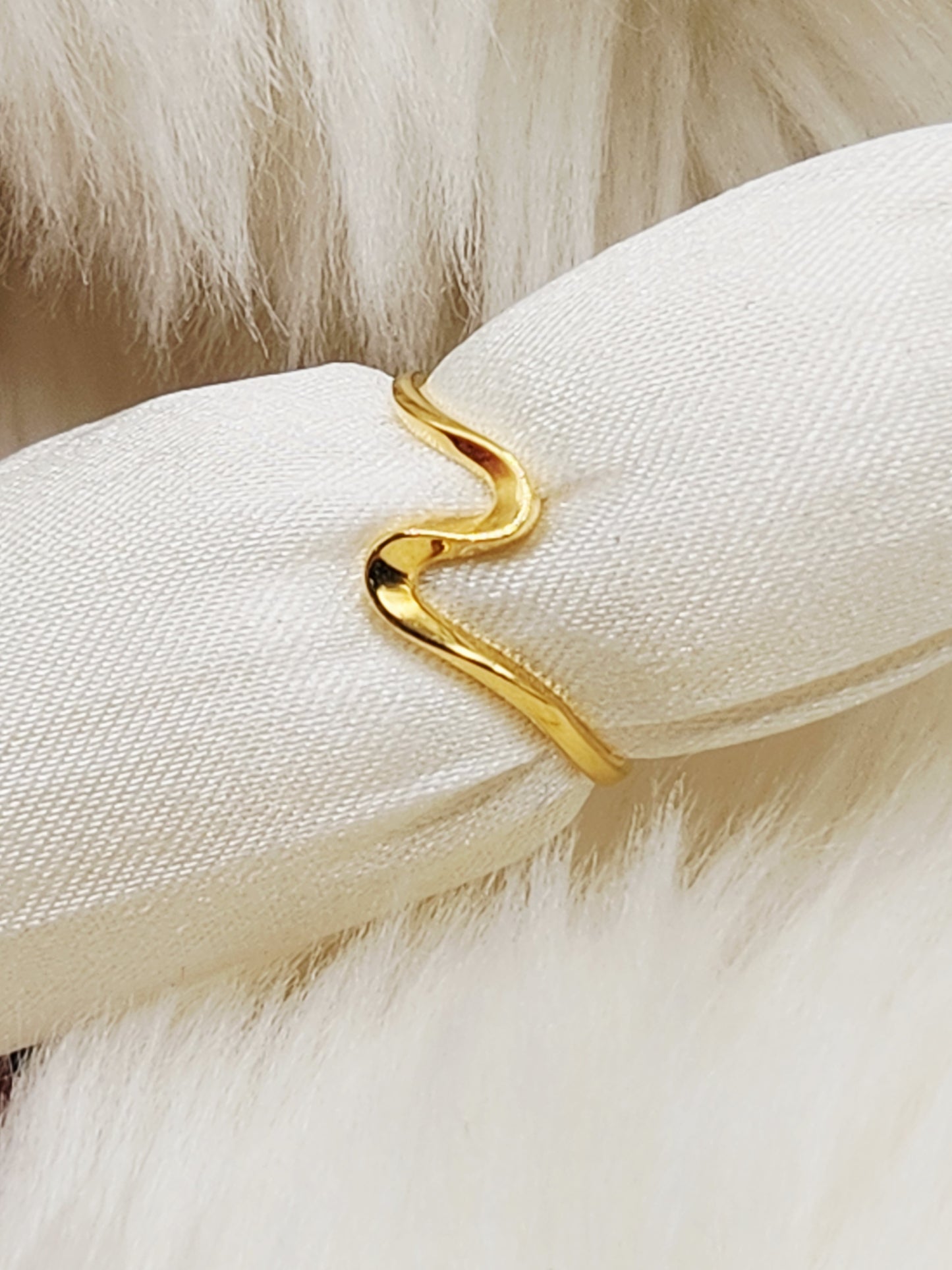 22K / 916 Gold - Inspire Ivry Scarlett Ring - 0.95 gm