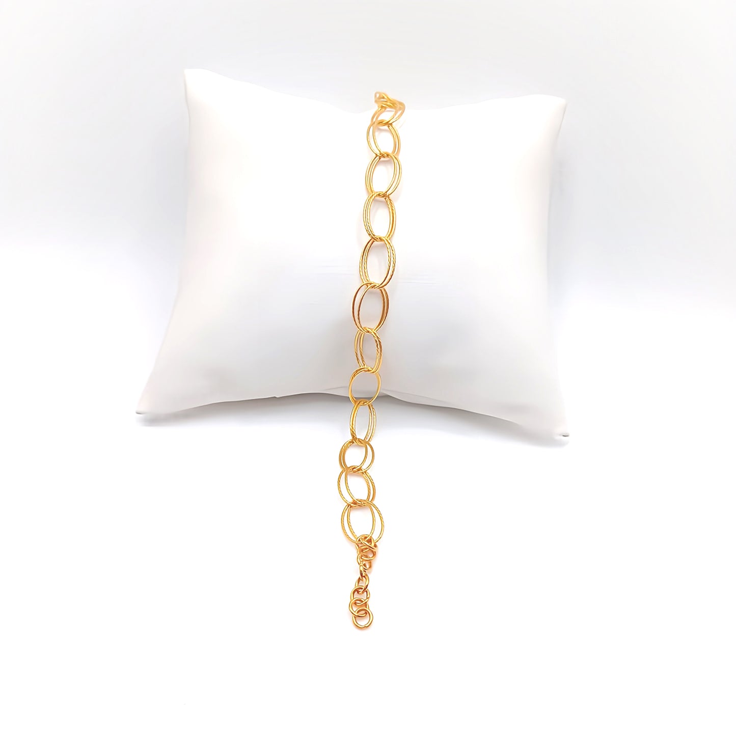 22K / 916 Gold - Inspire Chieti Swastika Bracelet - 4.97 gm