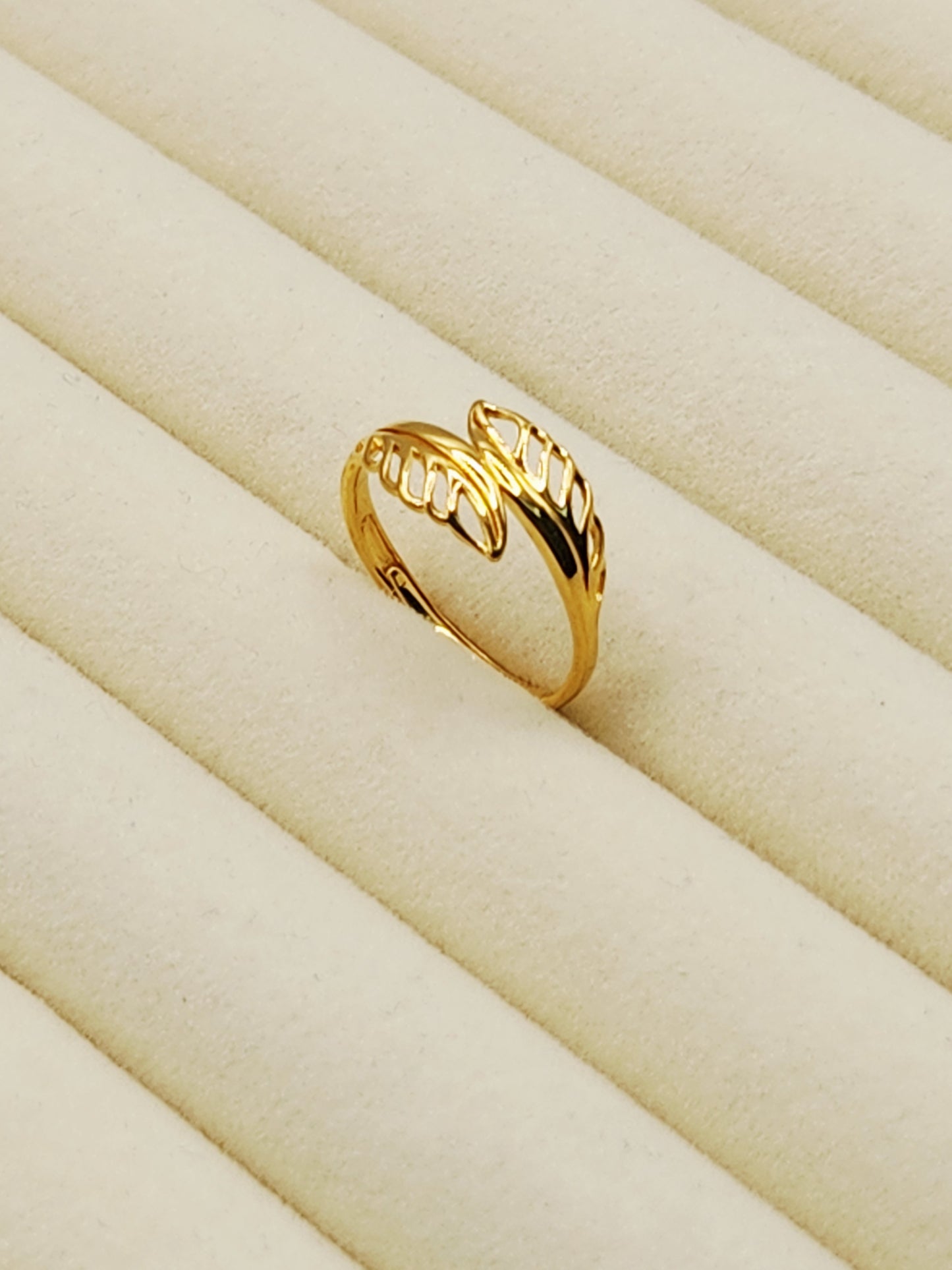 24K / 999 Gold - Inspire Chieti Iris Ring - 3.04 gm