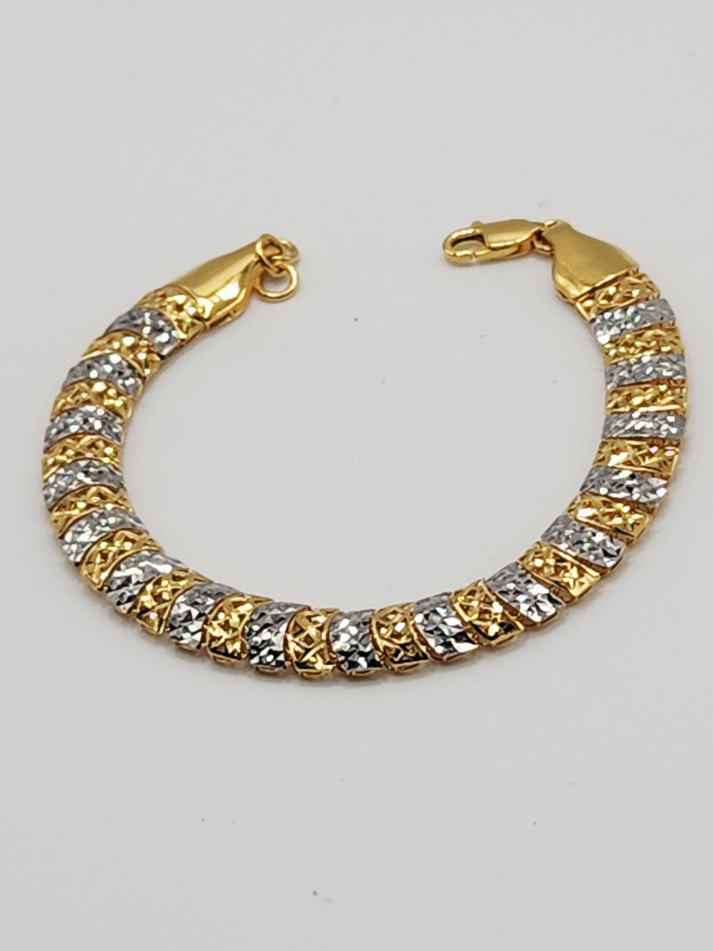 22K / 916 Gold - Inspire Ivry Scarlett Bracelet - 12.45 gm
