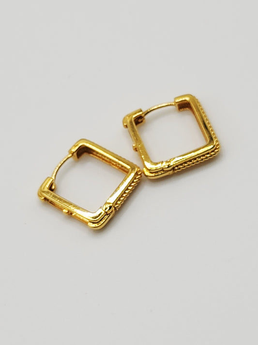 22K / 916 Gold - Inspire Chieti Luna Earring - 3.74 gm
