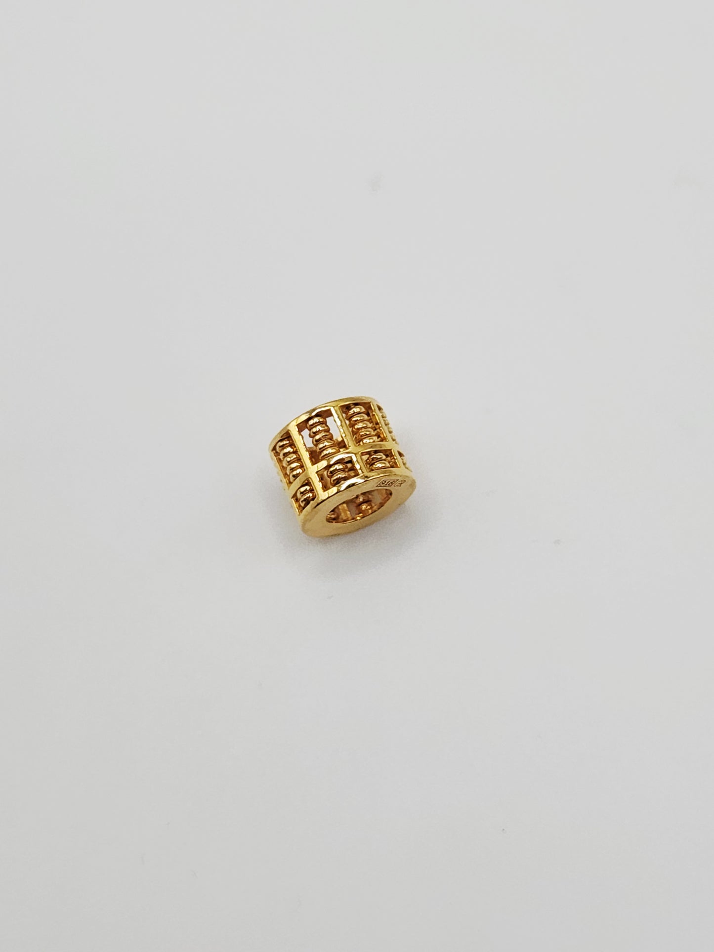 22K / 916 Gold - Inspire Ivry Patricia Pendant - 2.41 gm