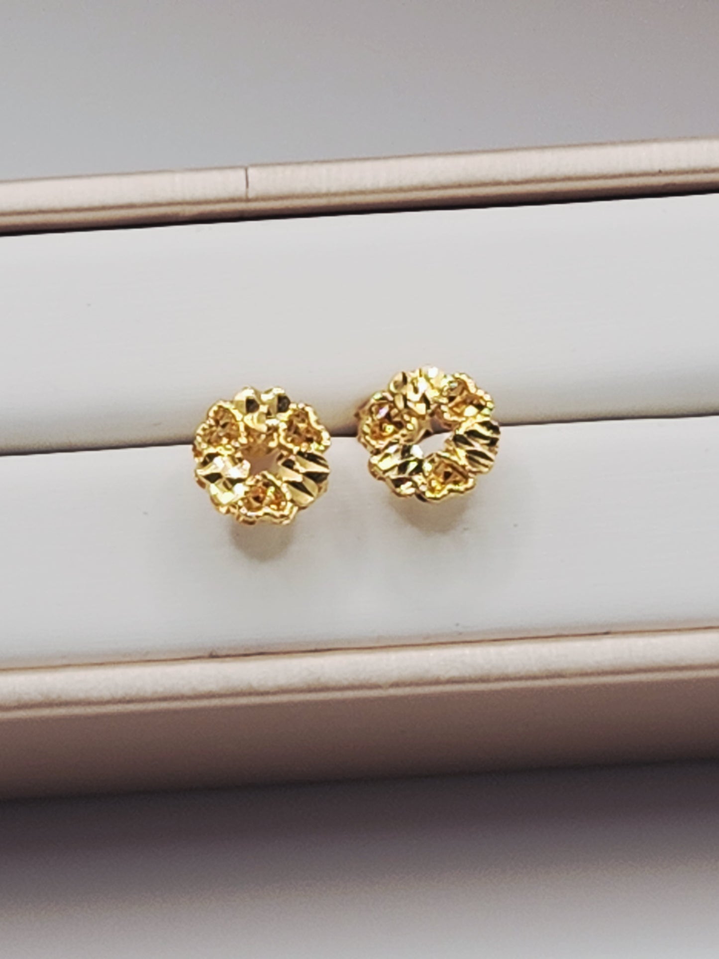 22K / 916 Gold - Ivry Hazel Earring - 2.78 gm