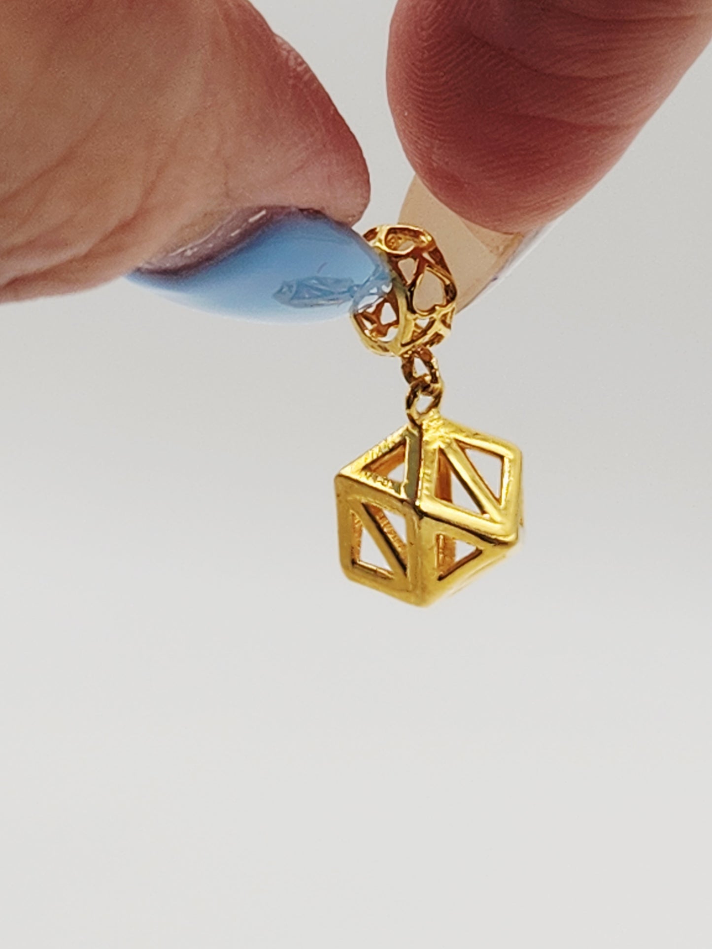22K / 916 Gold - Inspire Ivry Scarlett Pendant - 1.70 gm