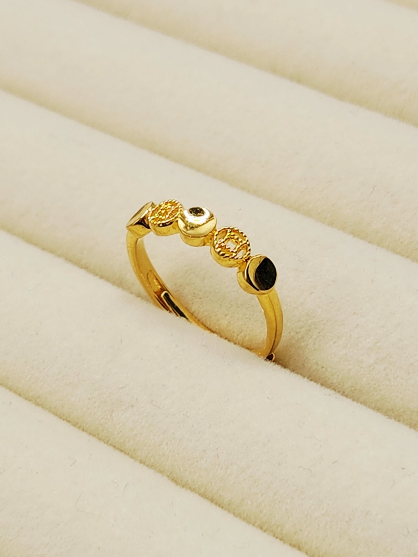 24K / 999 Gold - Inspire Chieti Iris Prosperity Ring - 2.90 gm