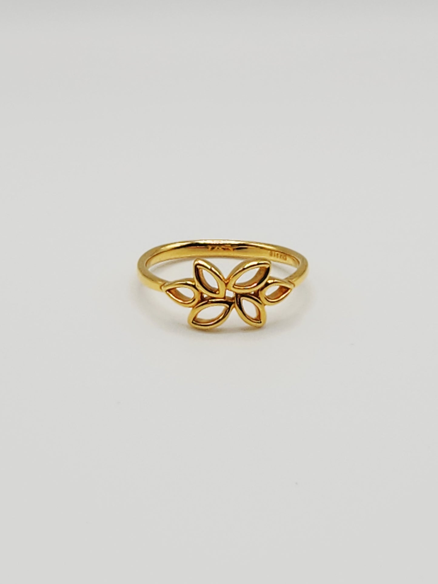22K / 916 Gold - Inspire Chieti Iris Petal Ring - 2.90 gm