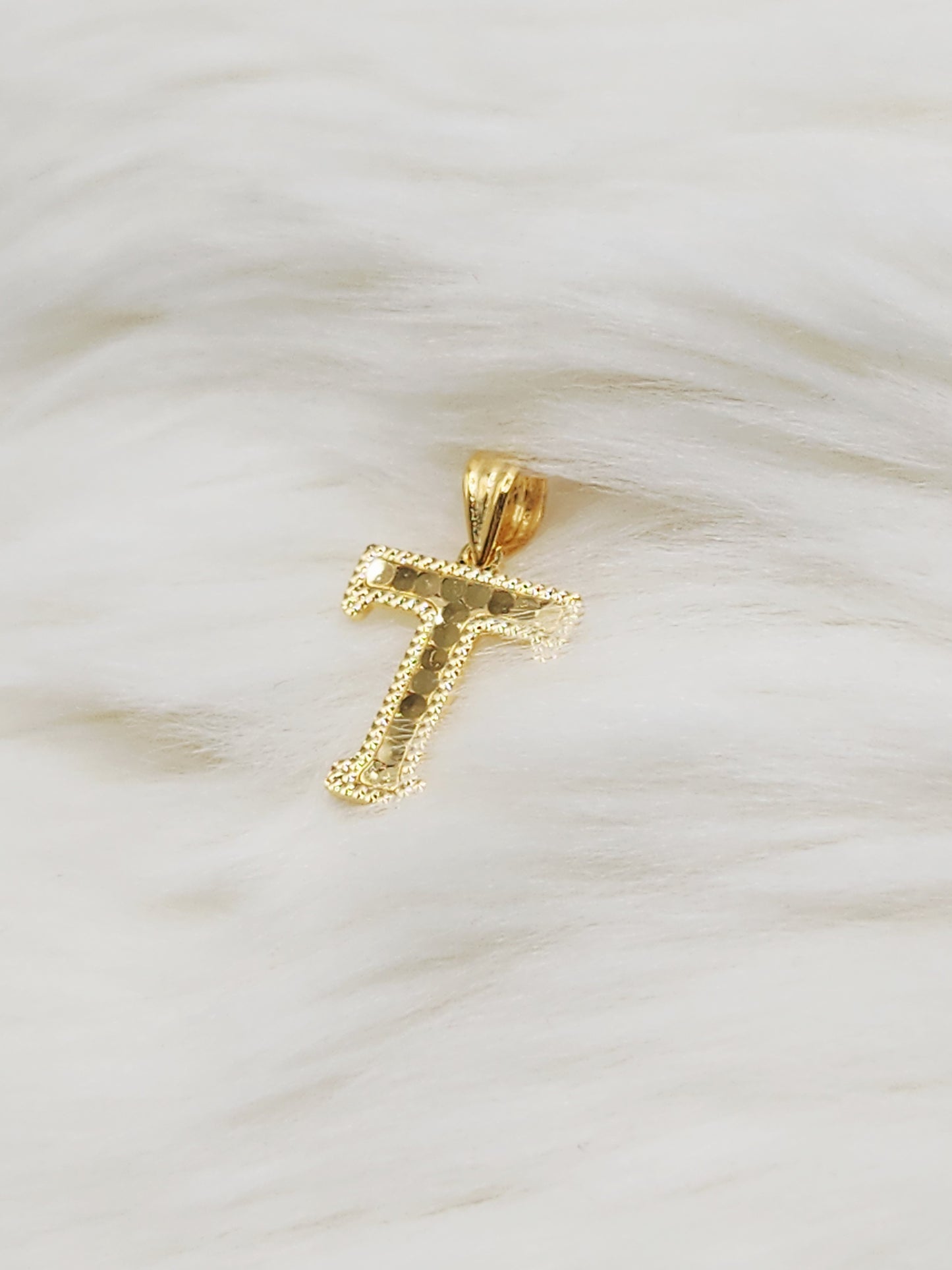 22K / 916 Gold - Inspire Ivry Scarlett T Pendant - 0.87 gm