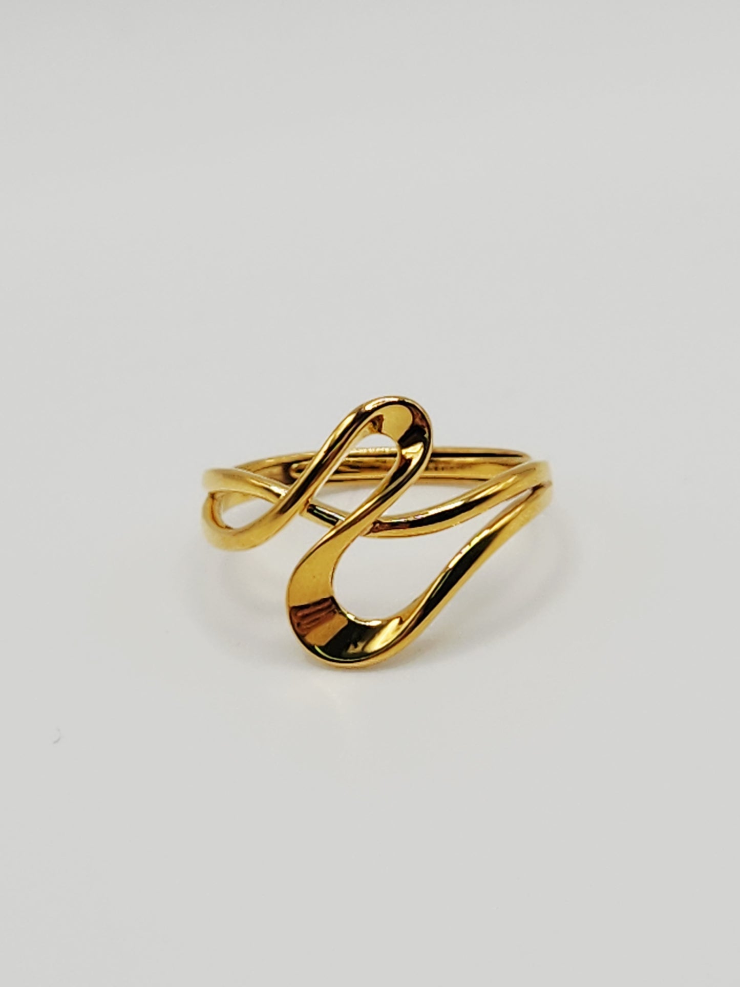 22K / 916 Gold - Inspire Chieti Queen Loop Ring - 2.54 gm