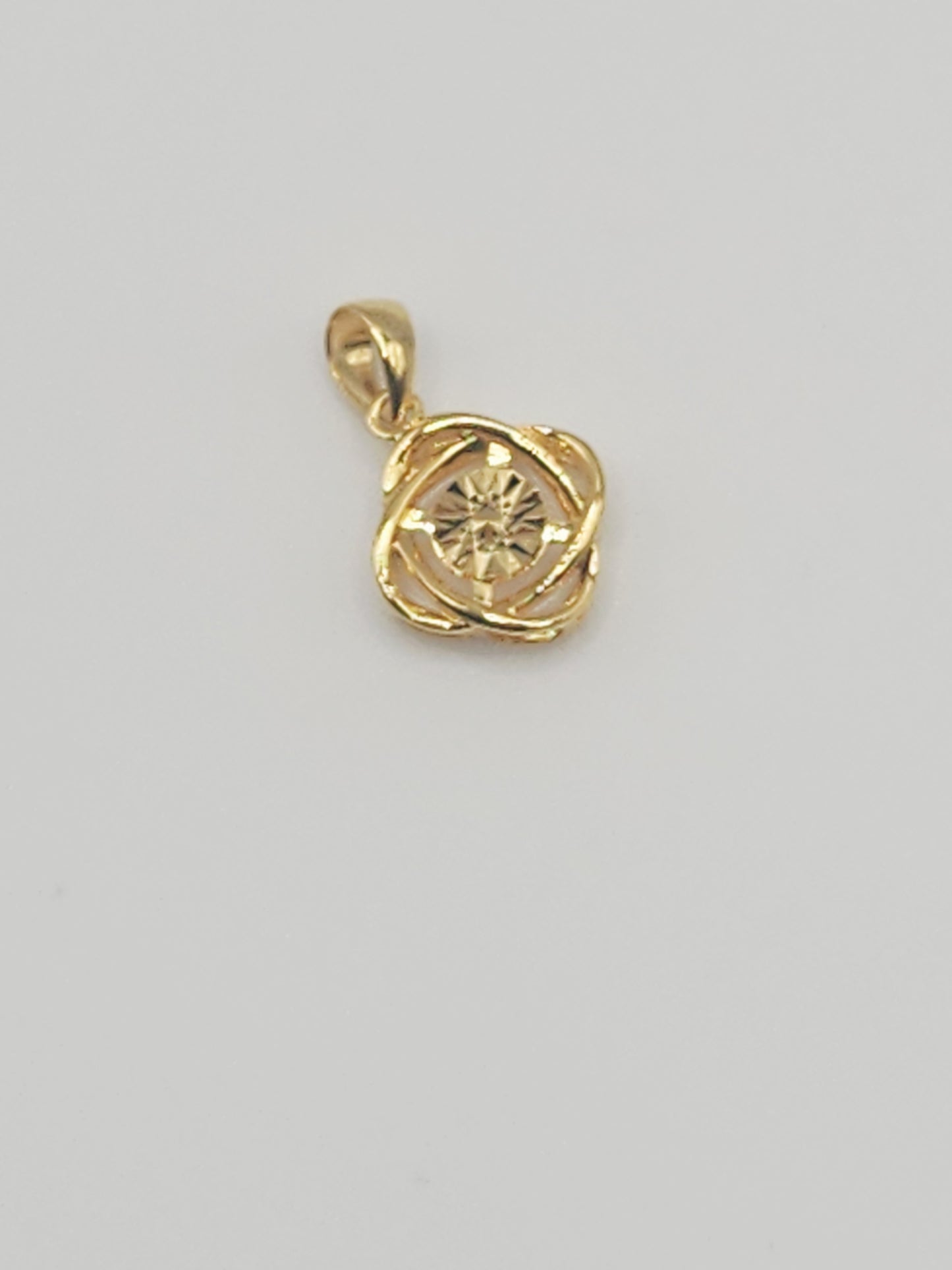22K / 916 Gold - Inspire Chieti Olivia Pendant - 1.04 gm