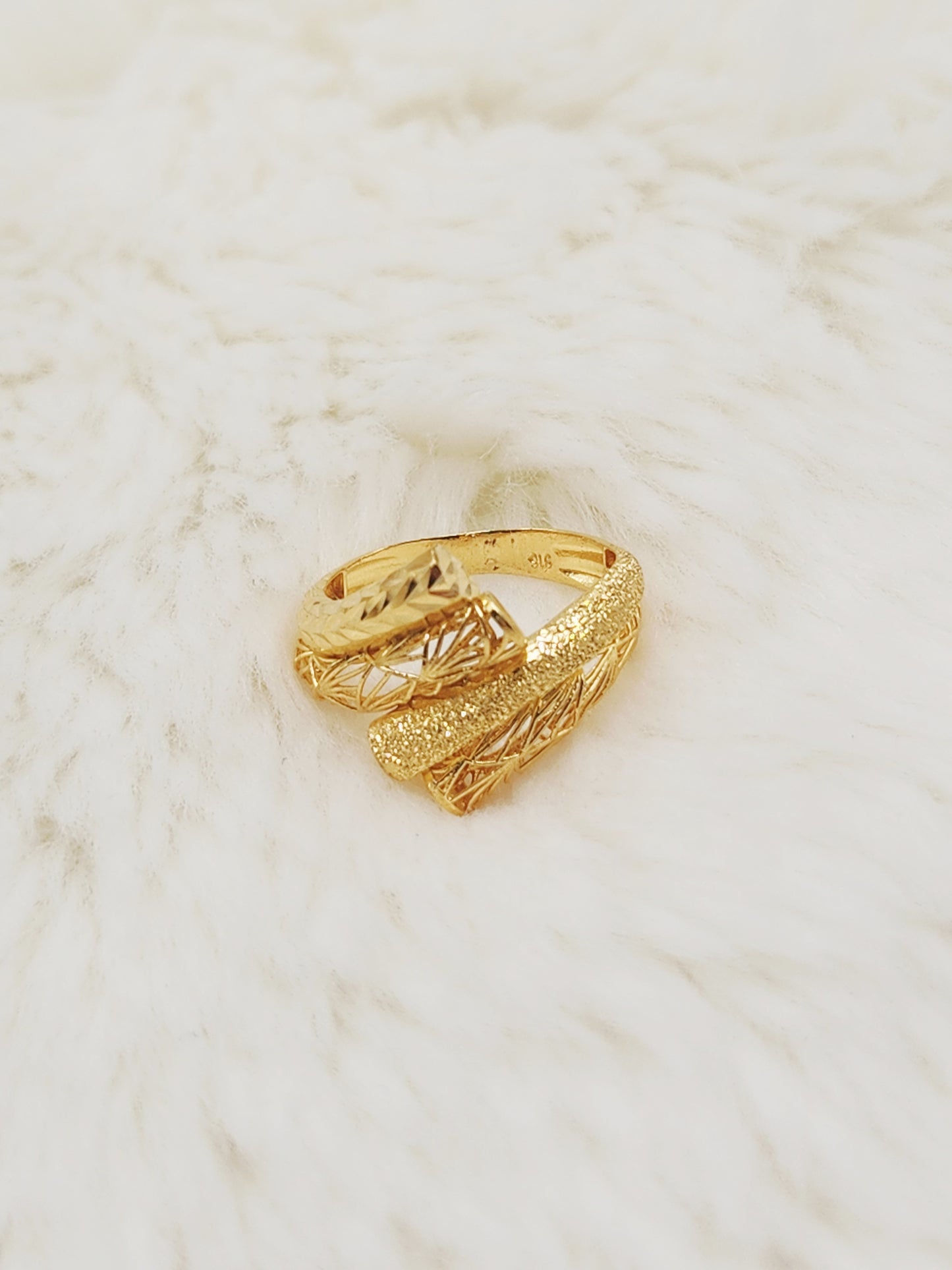 22K / 916 Gold - Inspire Ivry Scarlett Ring - 3.93 gm