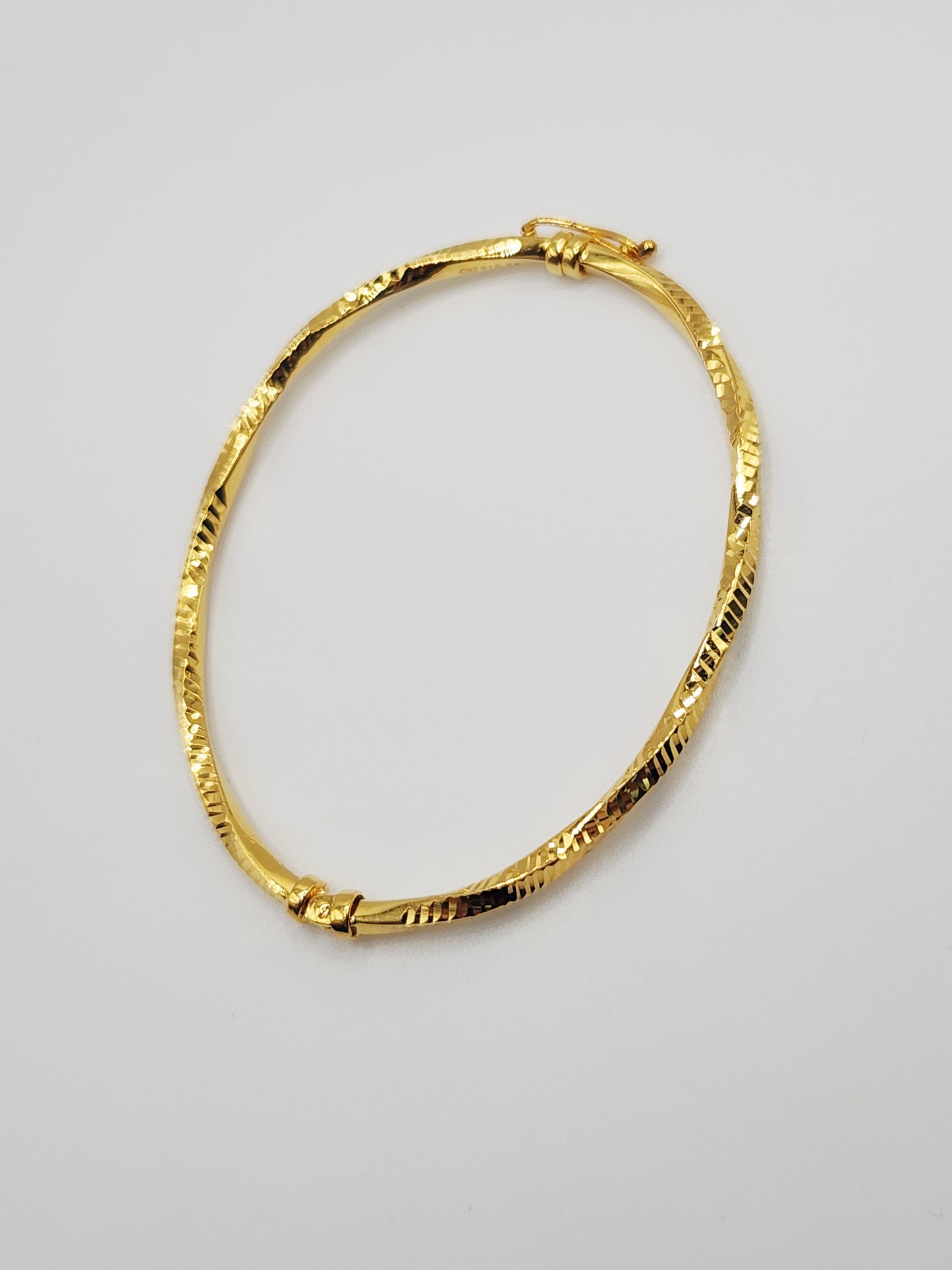 22K / 916 Gold - Inspire Chieti Queen Twist Bracelet - 5.34 gm