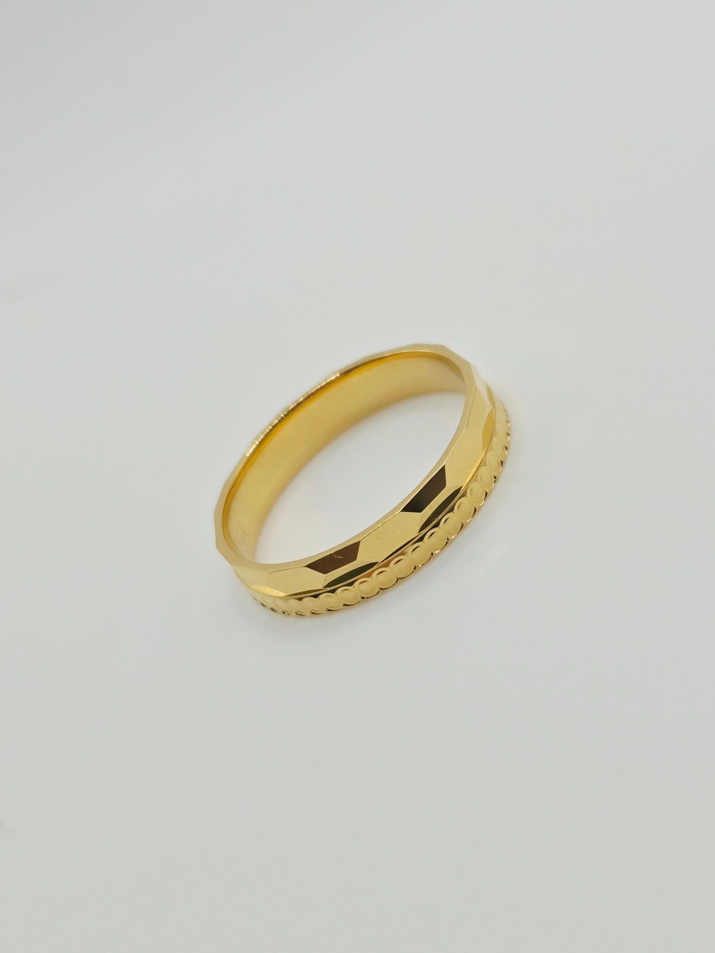 22K / 916 Gold - Inspire Chieti Remy Ring - 3.56 gm