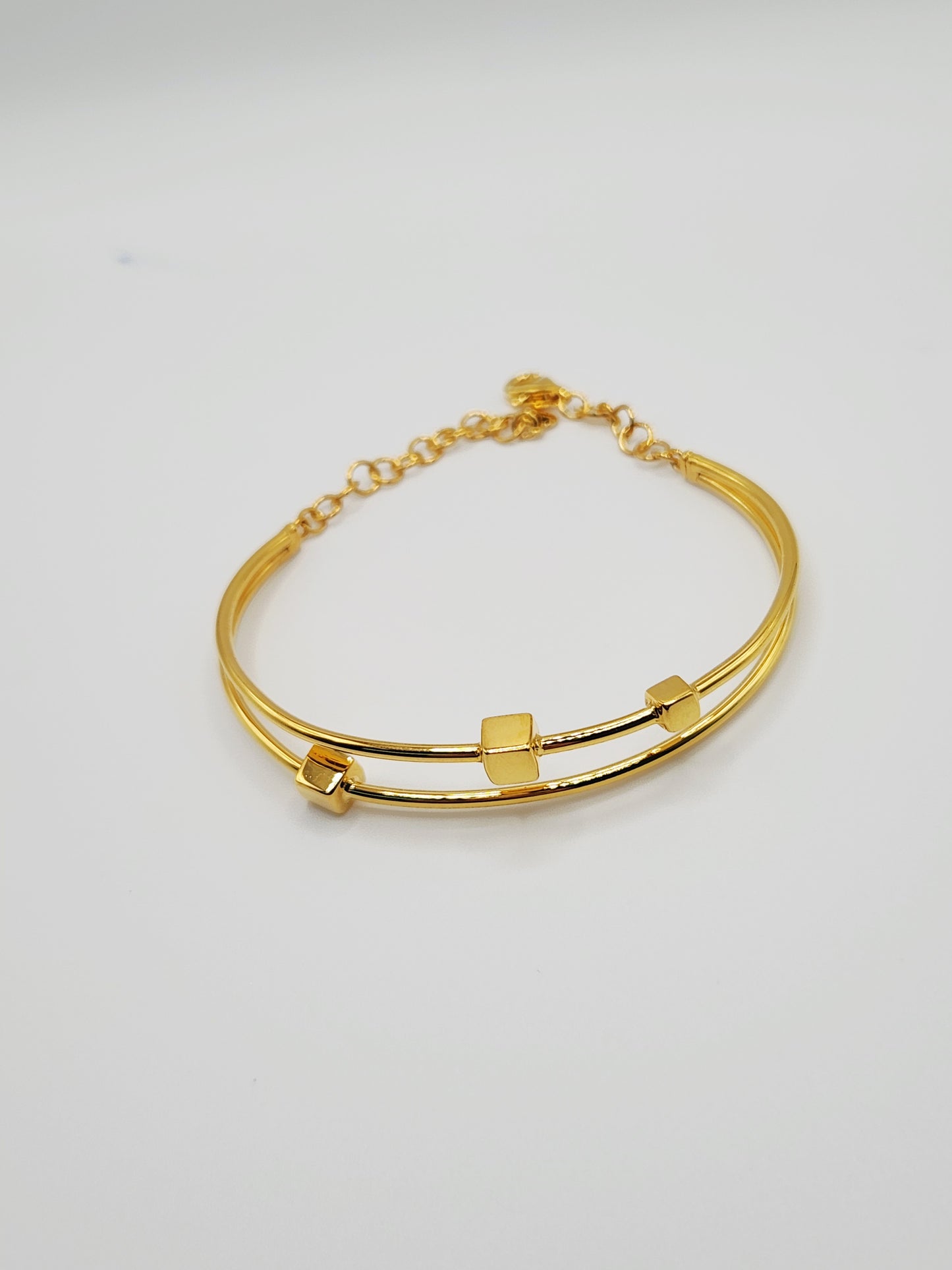 22K / 916 Gold - Inspire Chieti Queen Cube Bracelet - 7.98 gm