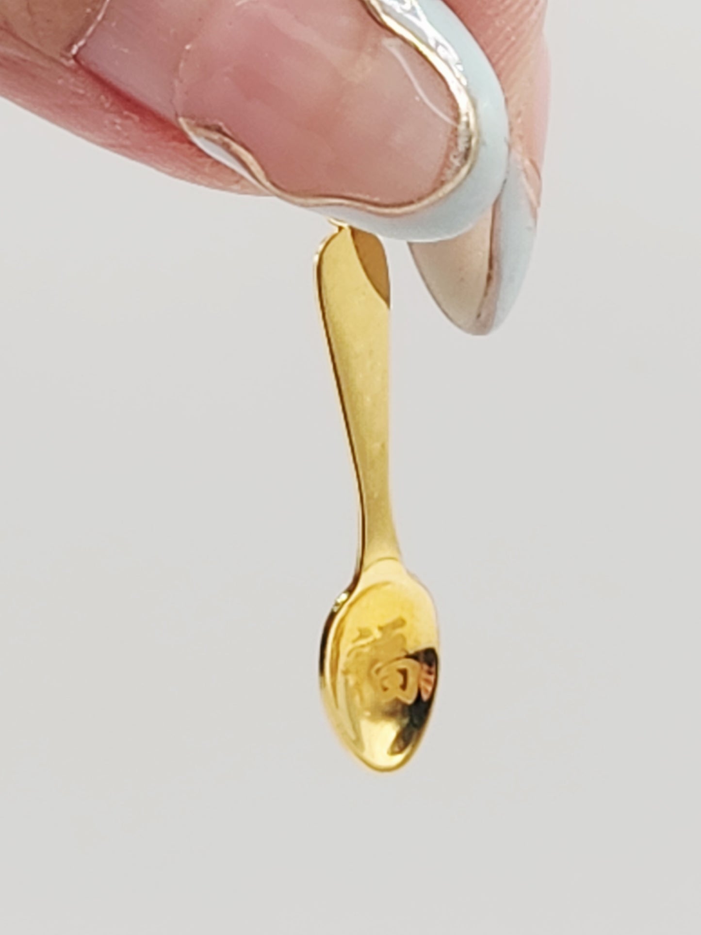 22K / 916 Gold - Inspire Chieti Maria Pendant - 0.94 gm
