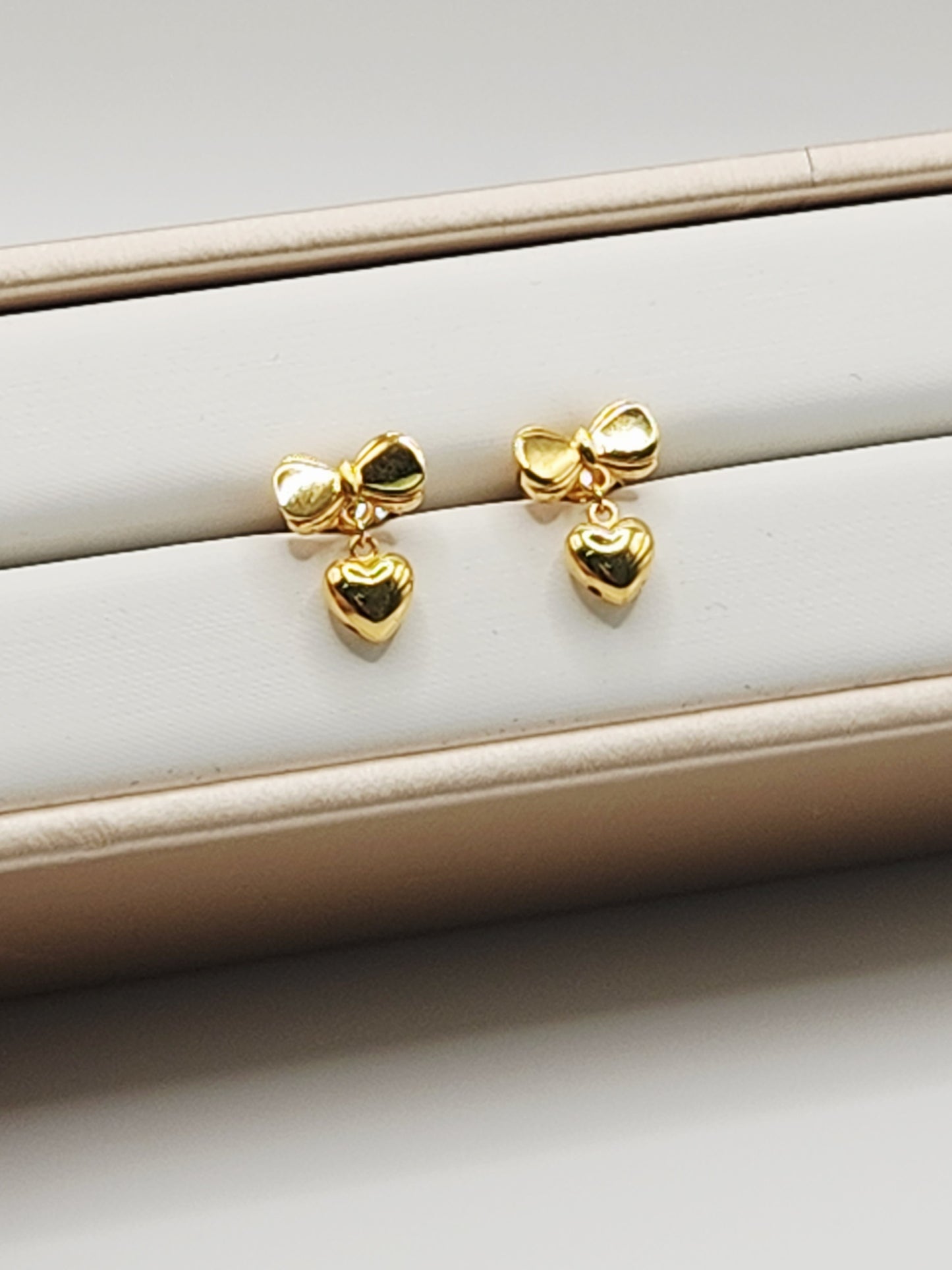 22K / 916 Gold - Inspire Ivry Hazel Earring - 2.94 gm