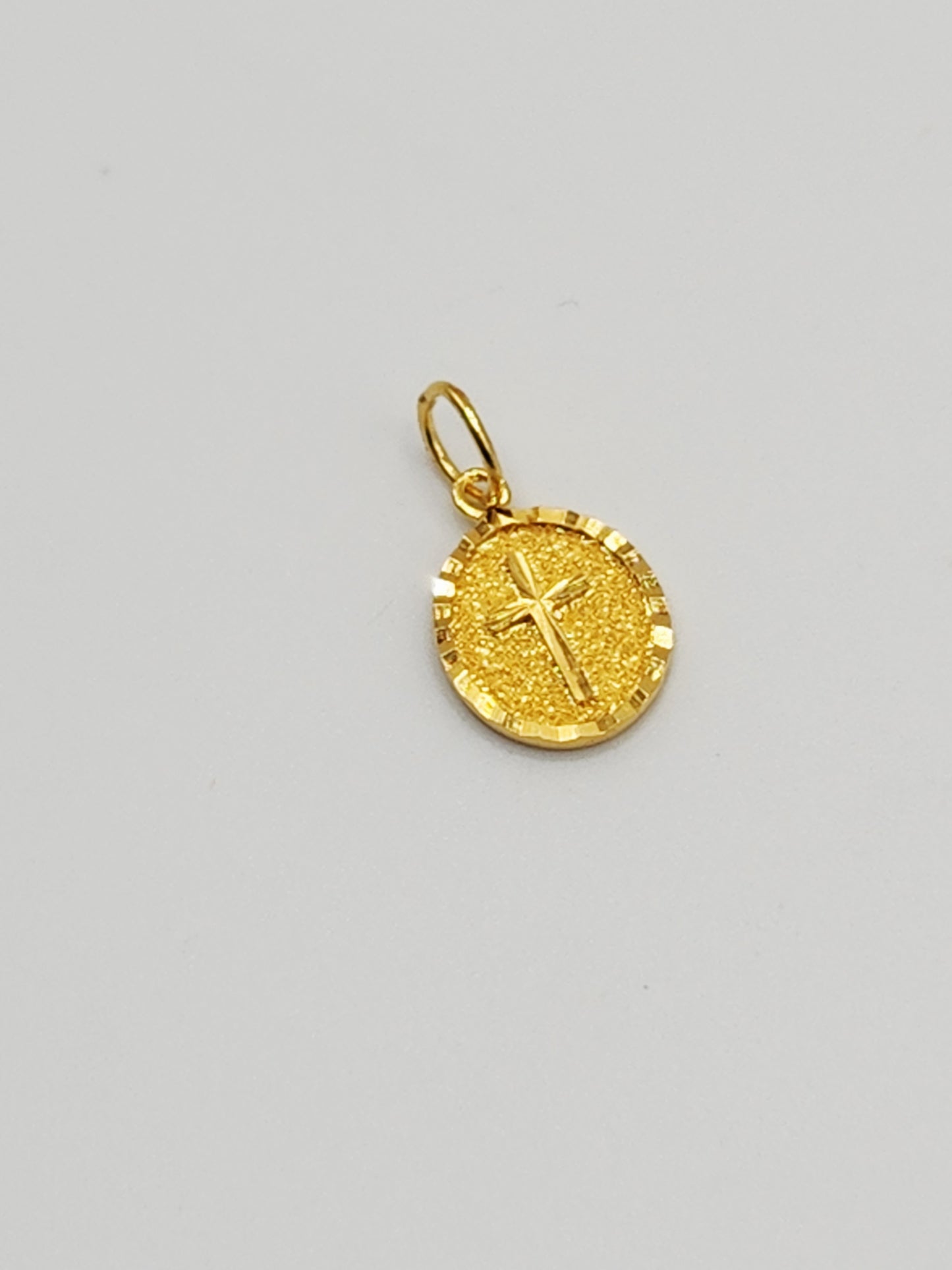 22K / 916 Gold - Inspire Ivry Patricia Cross Pendant - 0.65 gm